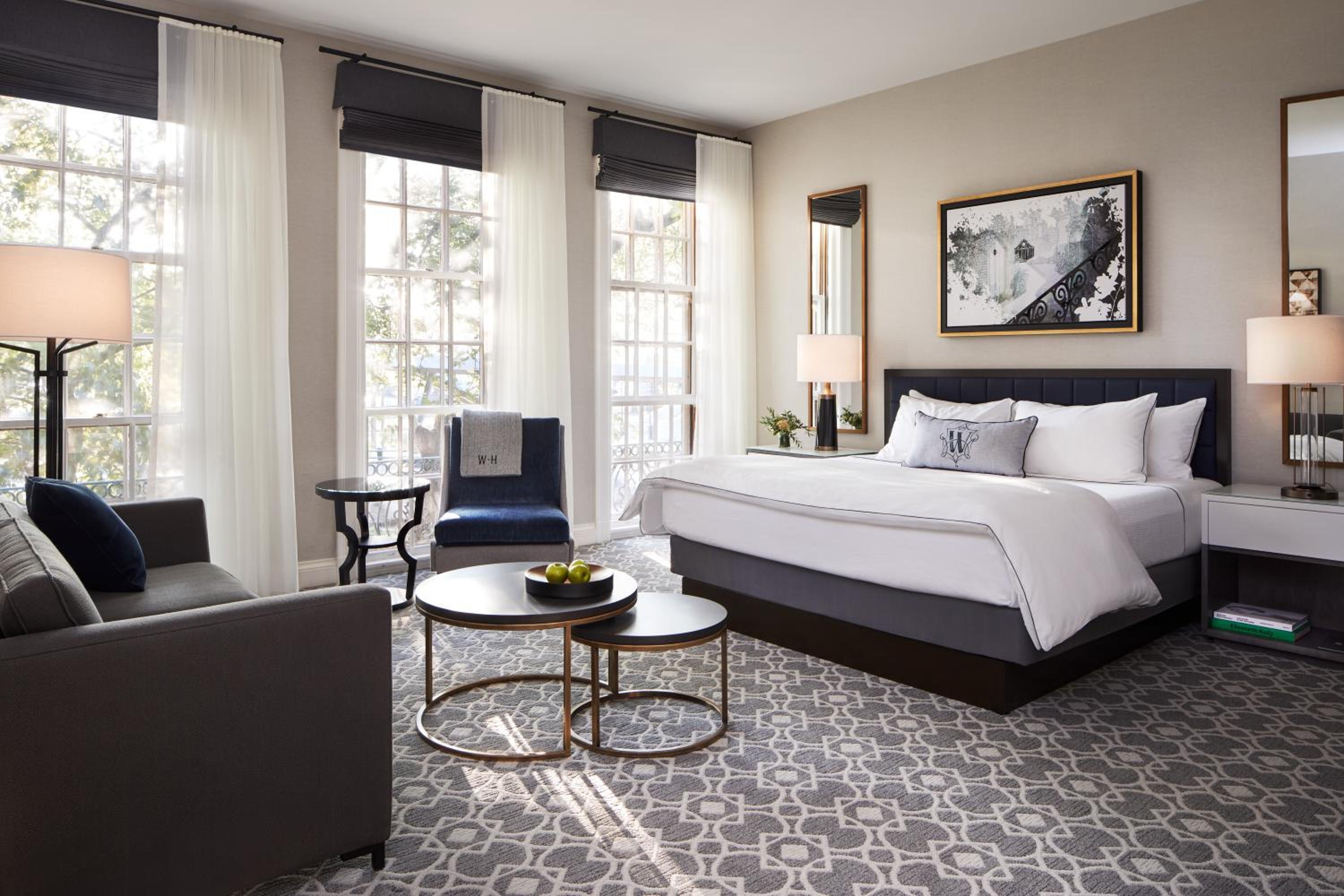 Premium King Suite