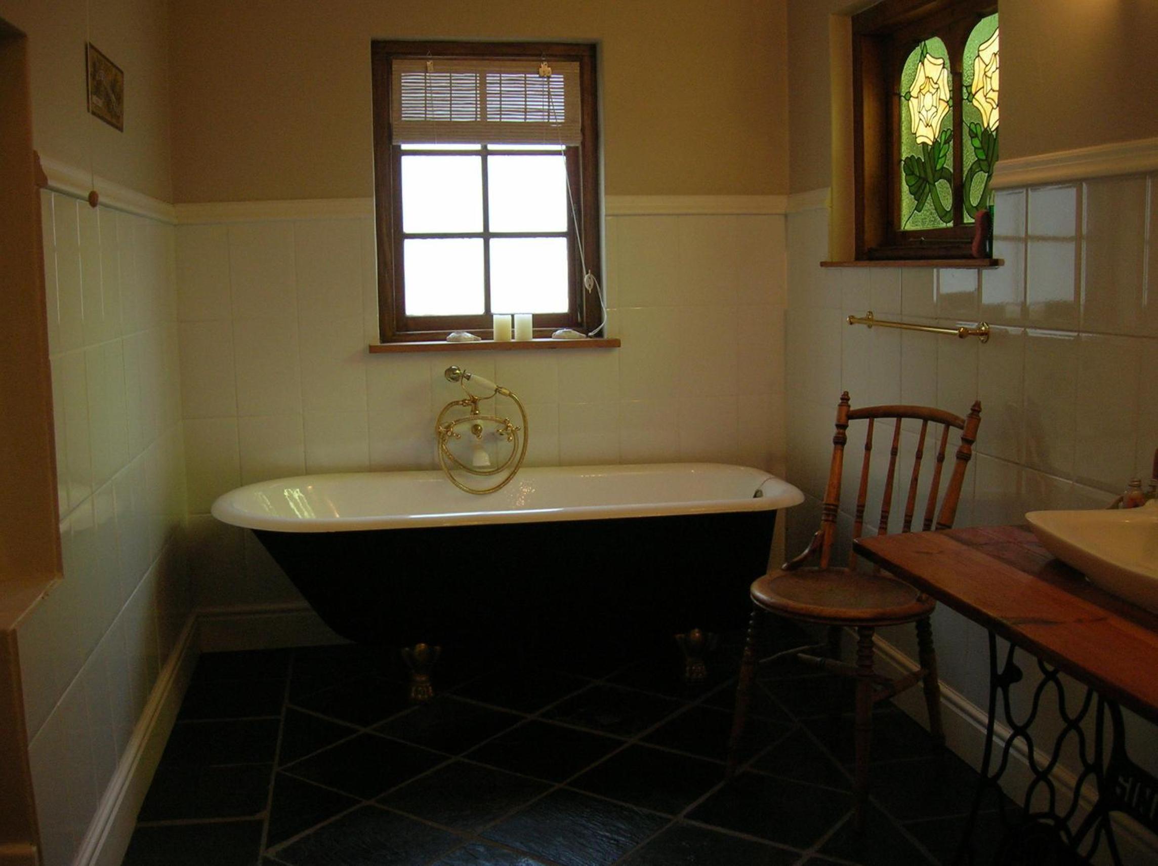 Double Room with Bath and Shower photo 3