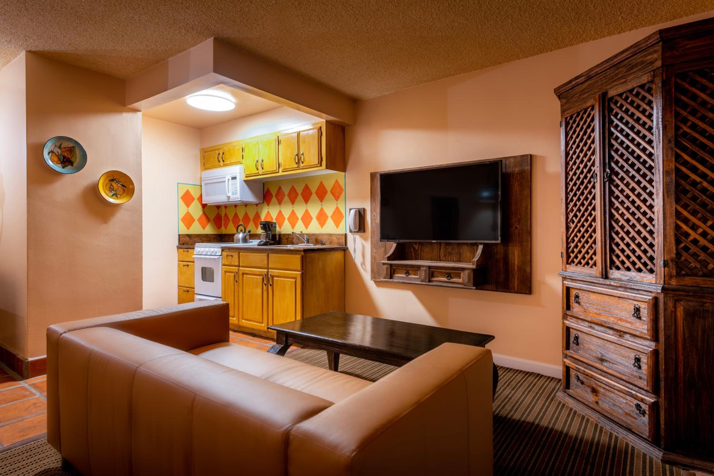 King Kitchen Studio - Photo 8