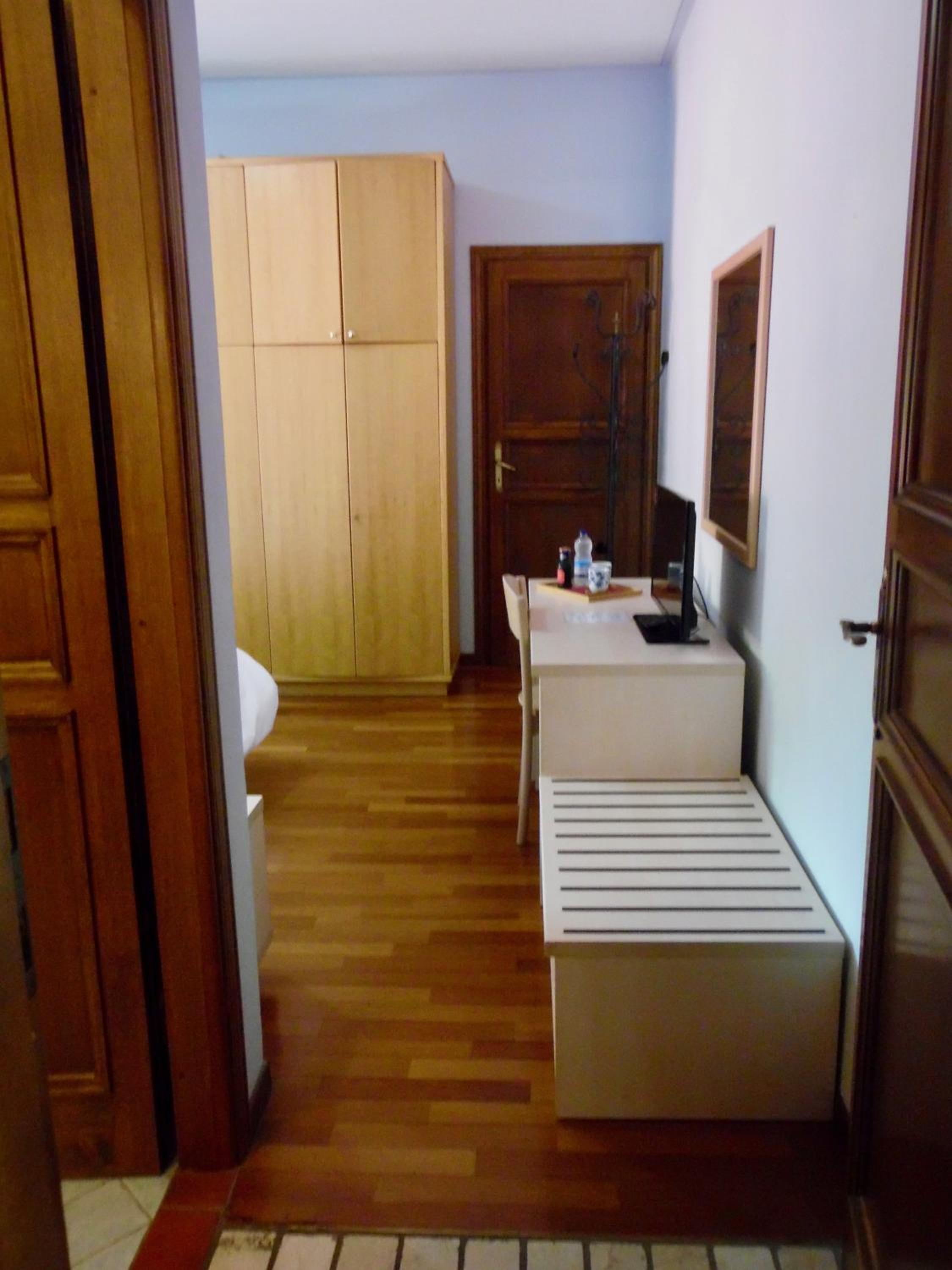 Triple Room with Private Bathroom - Photo 1