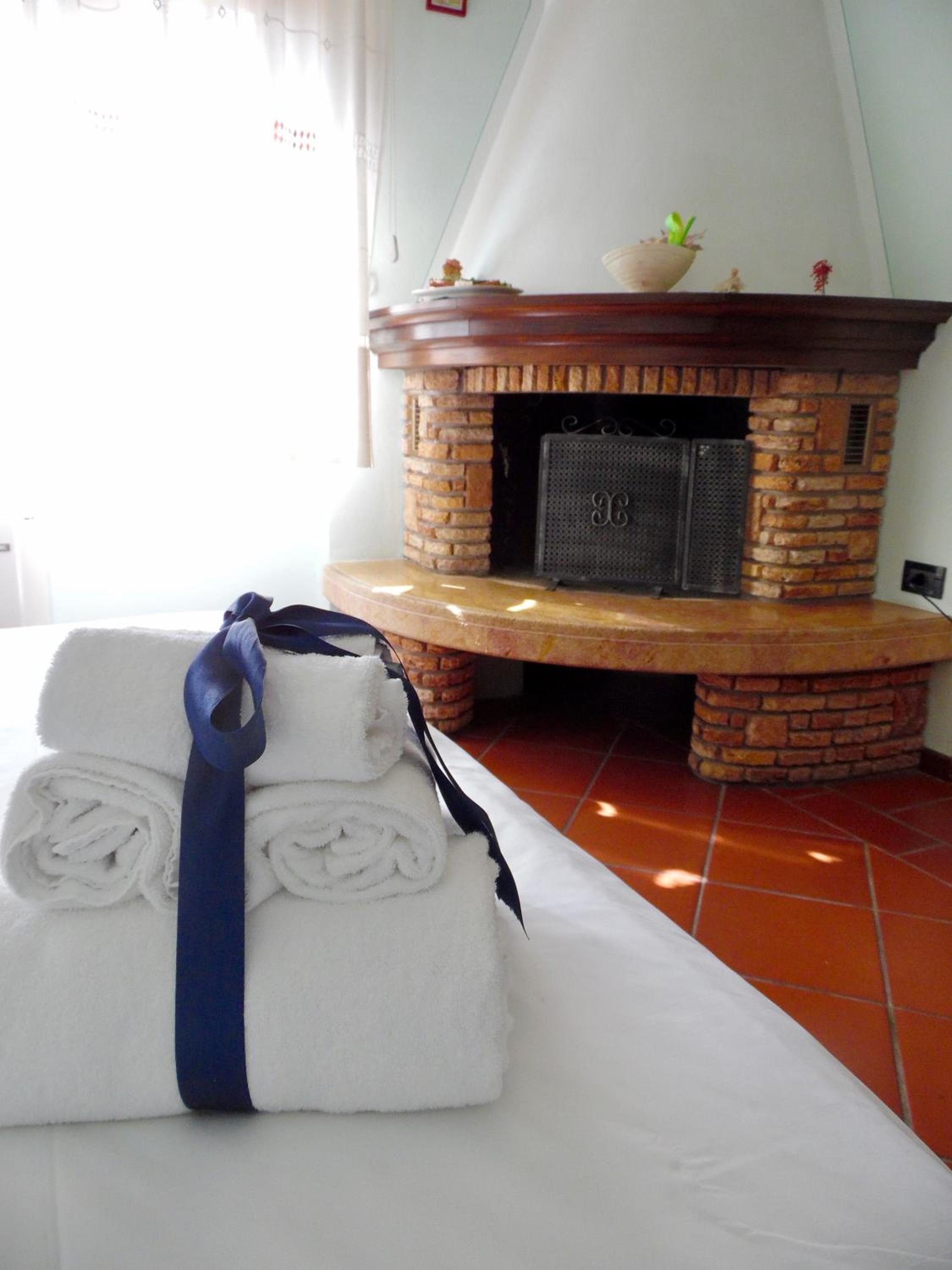 Double Room with Private Bathroom photo 1