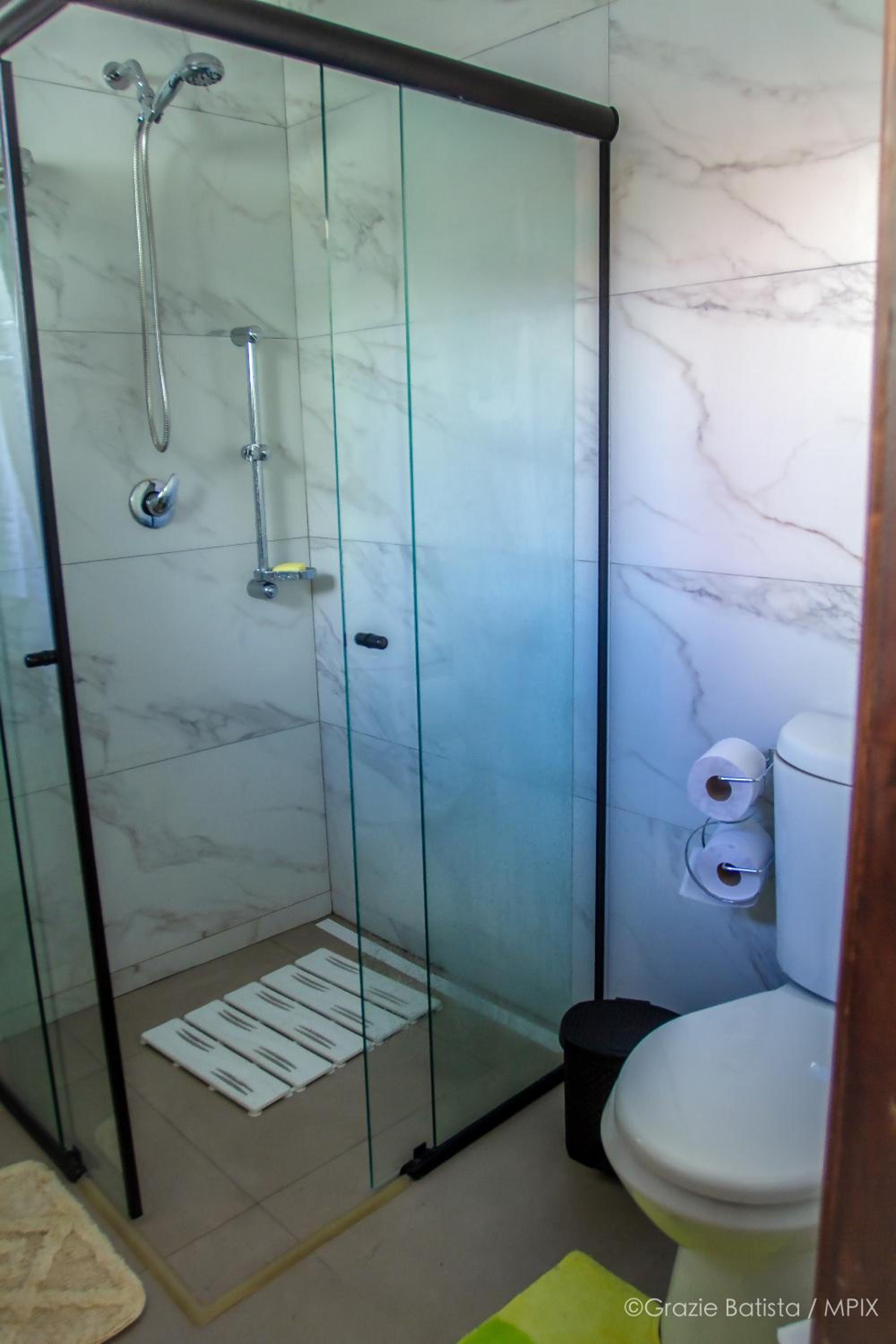 Standard Double or Twin Room - Photo 8