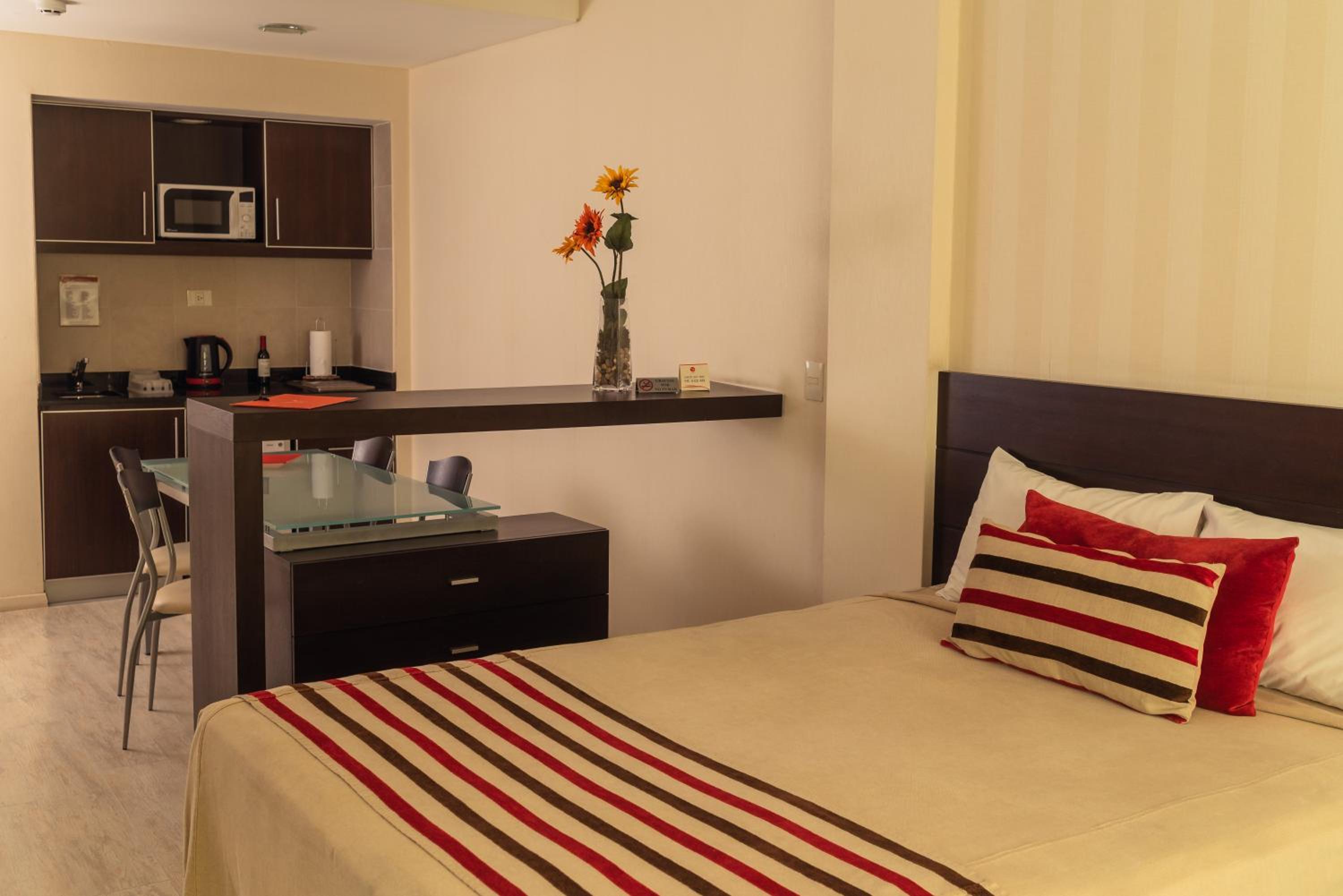 Deluxe Family Suite (2 Adults + 2 Children) photo 1