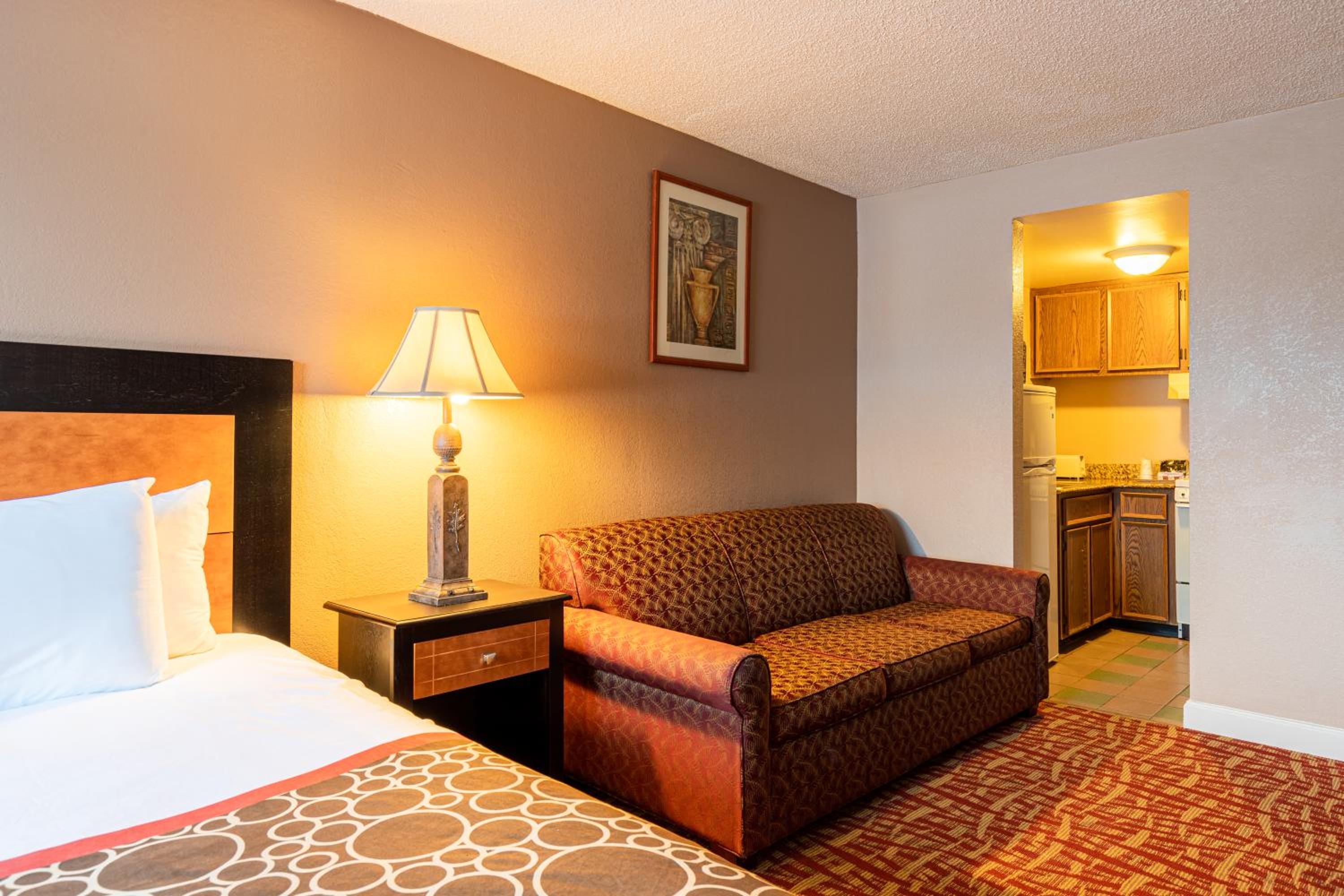 Deluxe King Room photo 2