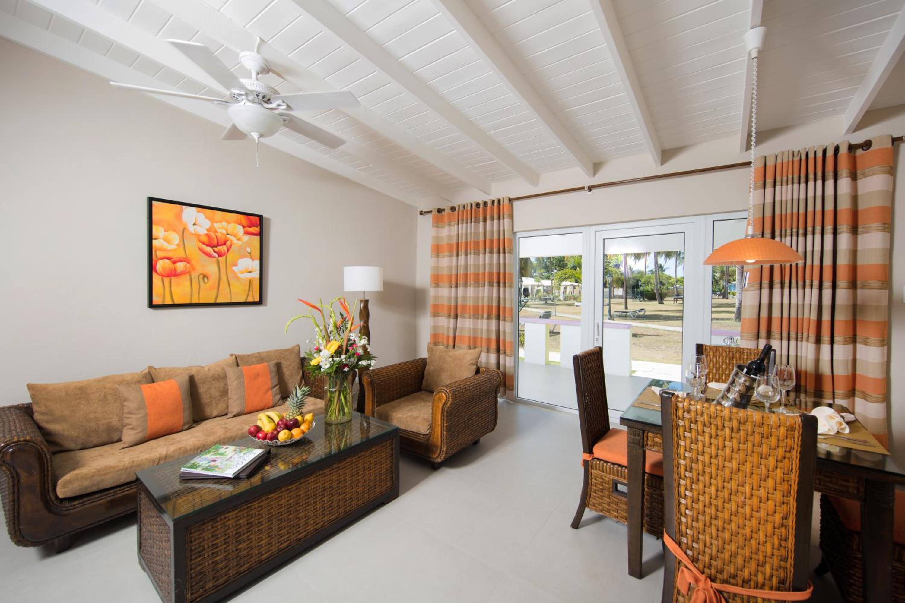 Deluxe Suite - Photo 1