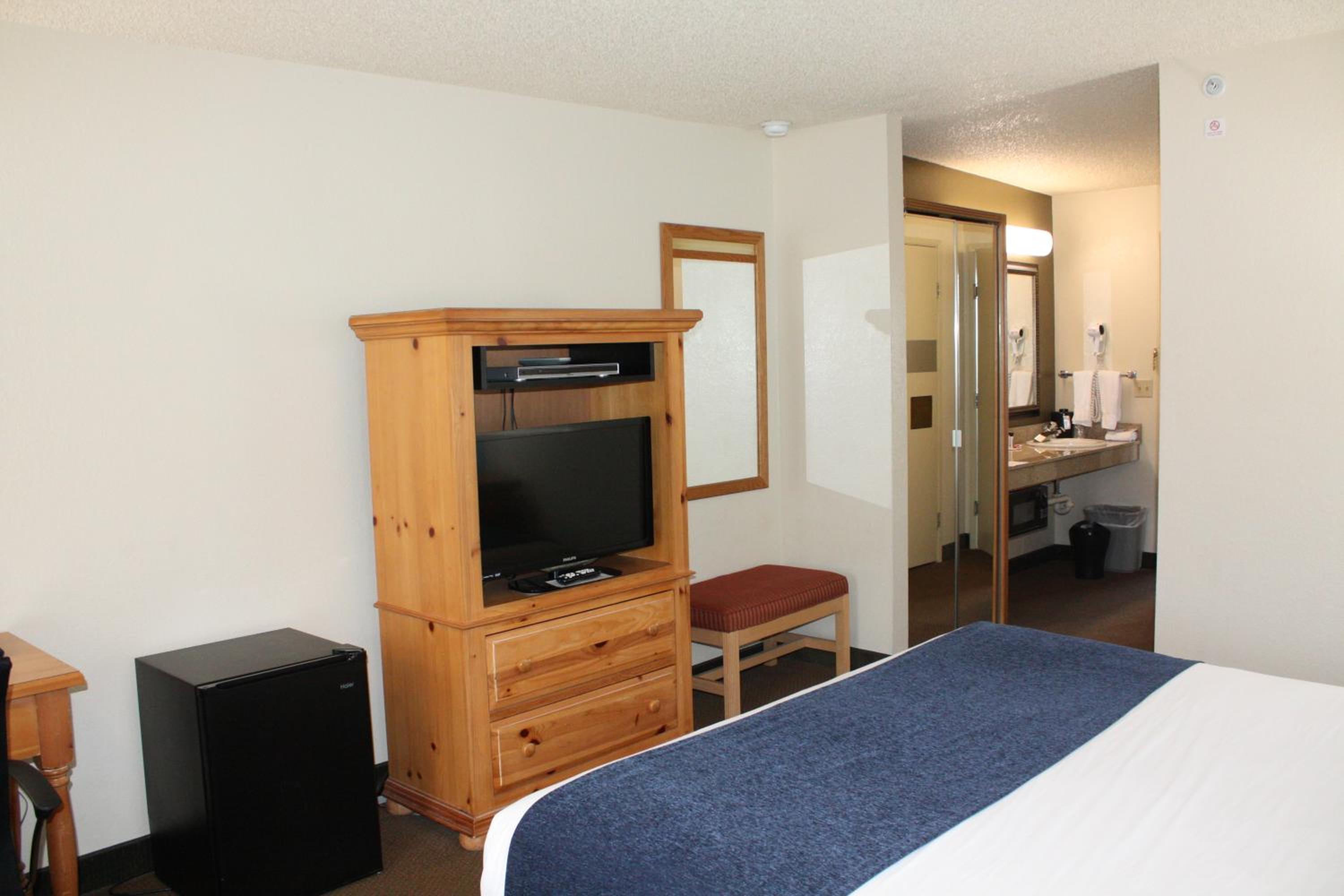 King Room with River View - Mobility Access/Non-Smoking - Photo 2