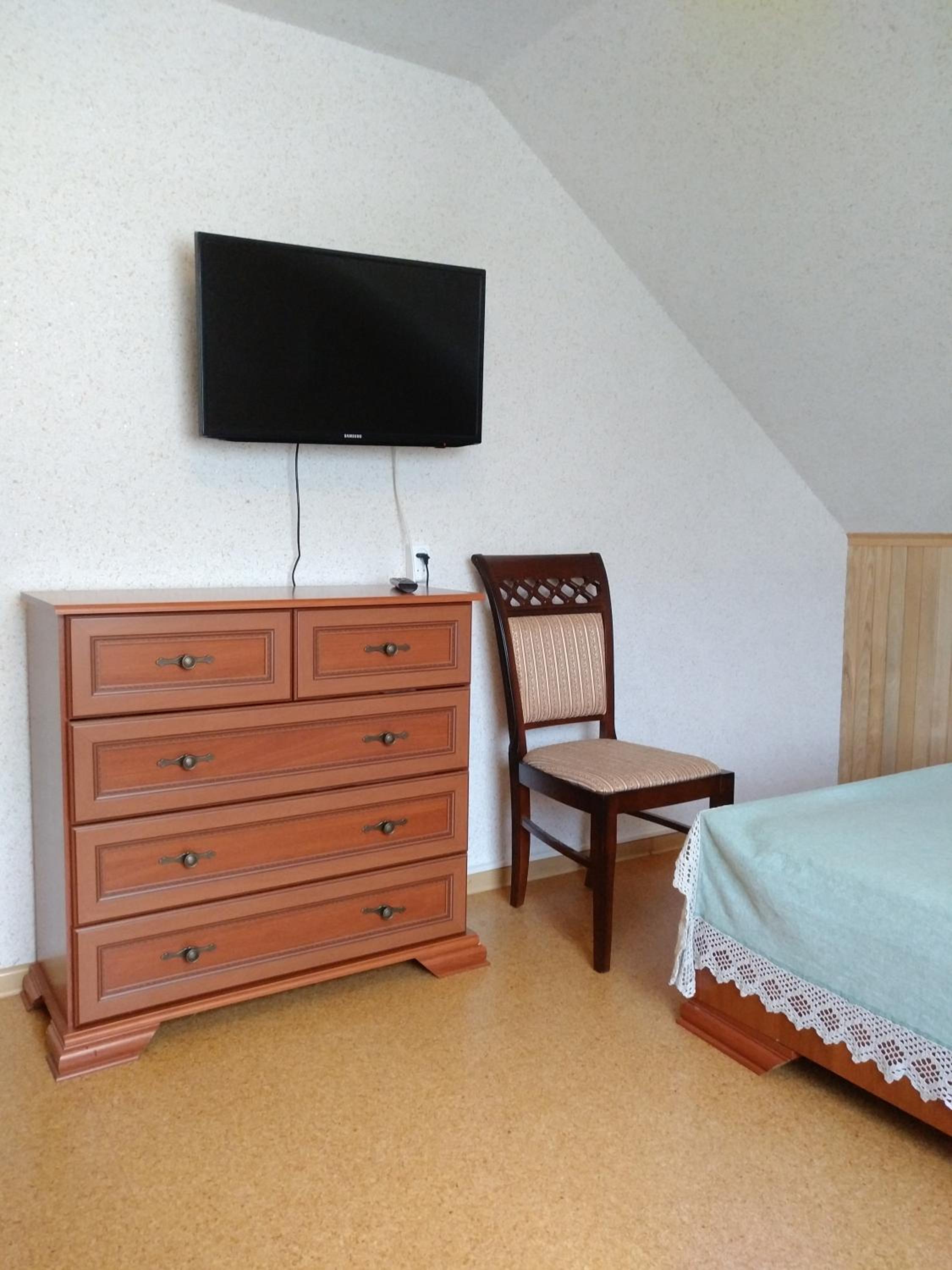 Two-Bedroom Apartment - Photo 25