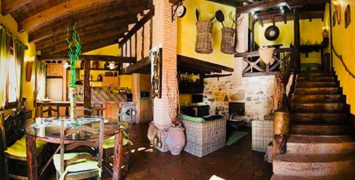 Three-Bedroom House photo 2