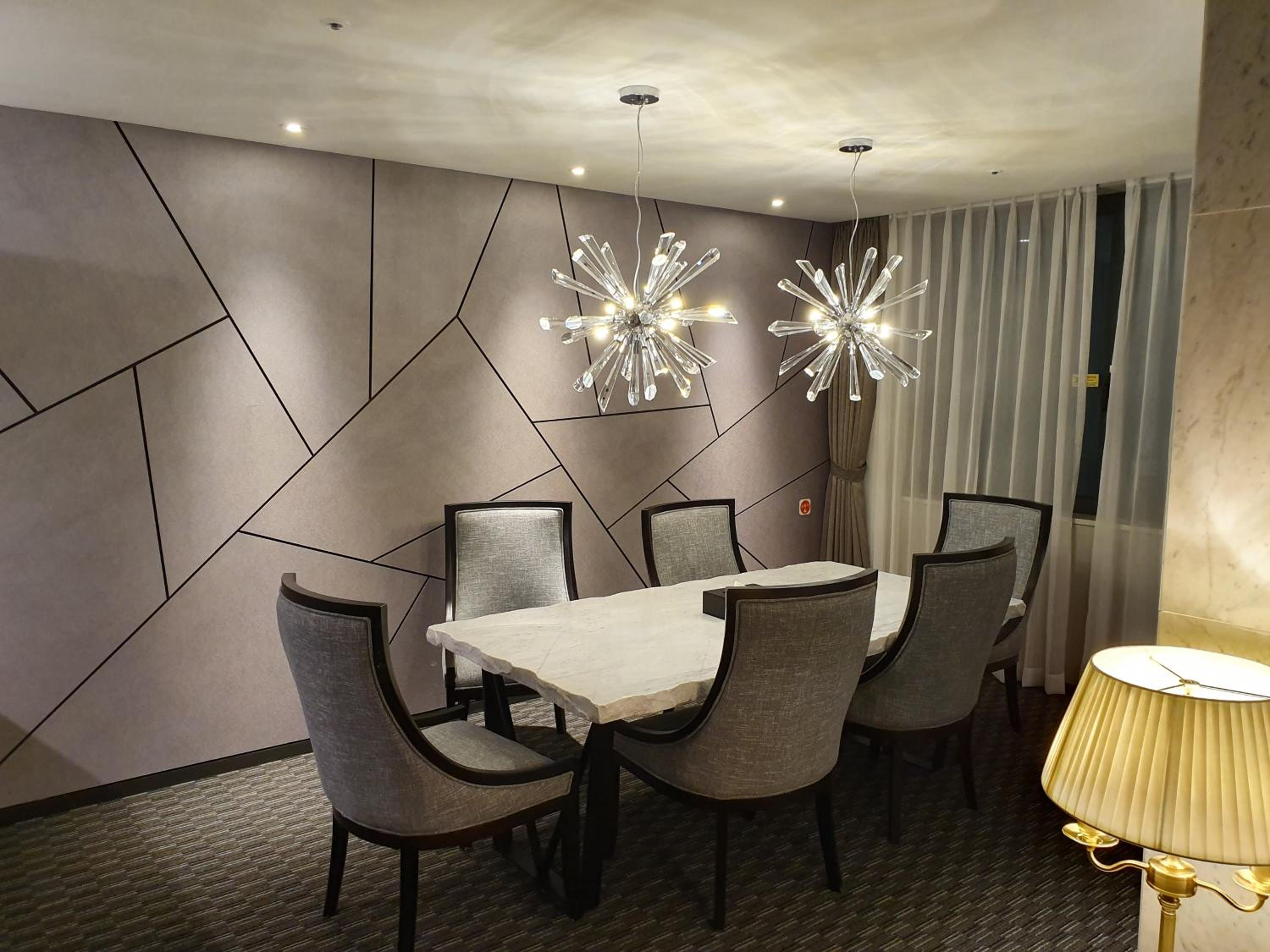 Royal Suite - Photo 11
