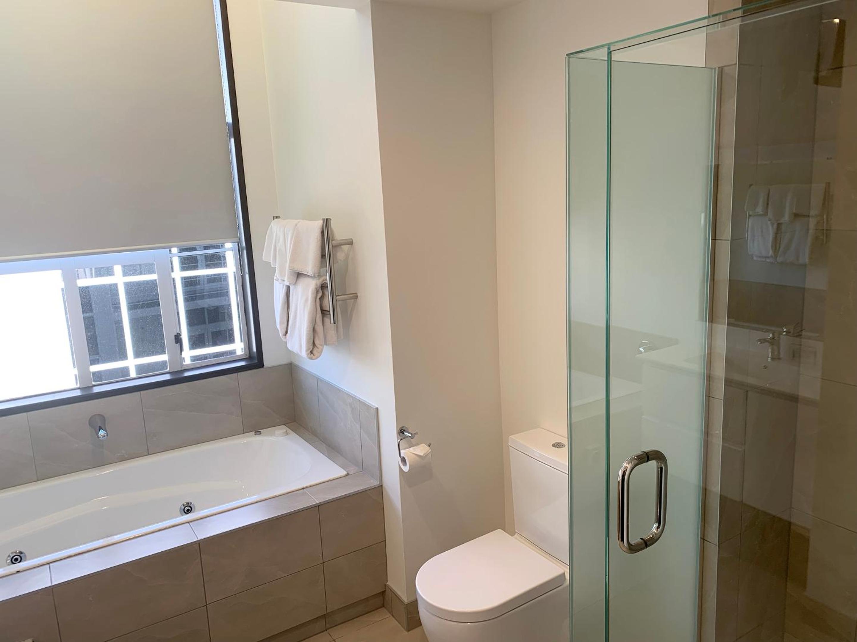 Deluxe Two-Bedroom Apartment - Photo 12