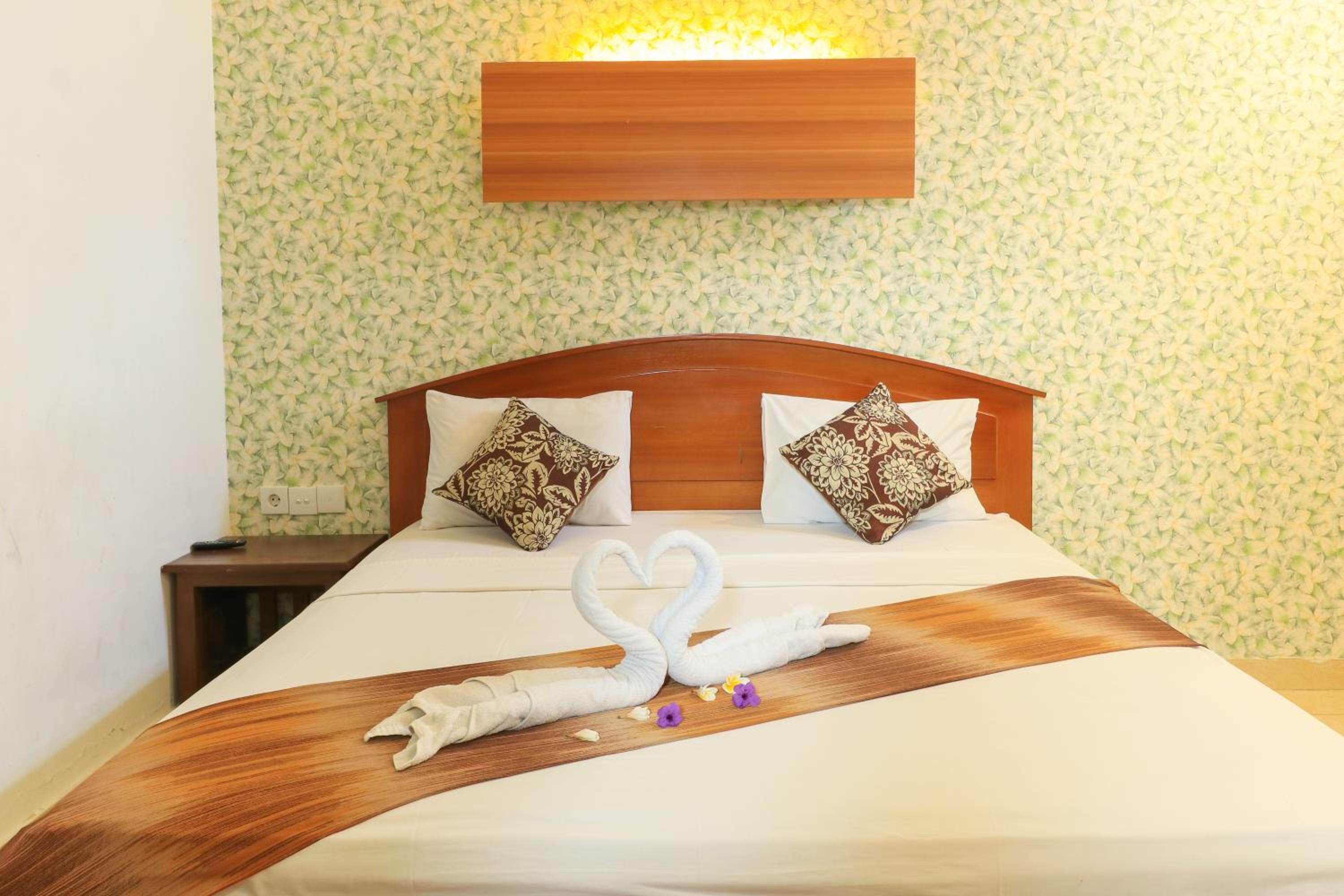 Standard Double or Twin Room photo 3