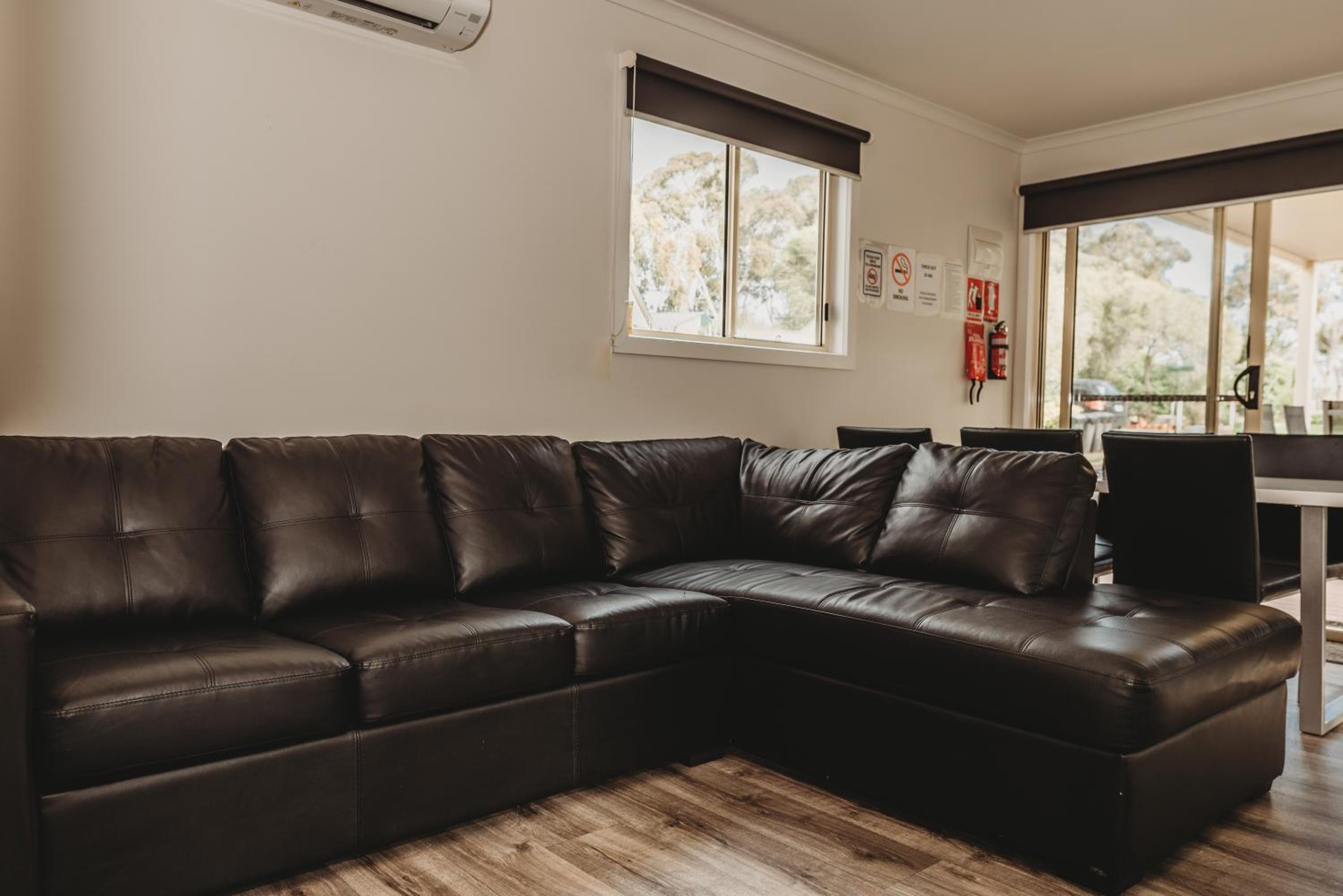 Deluxe Three-Bedroom Cabin