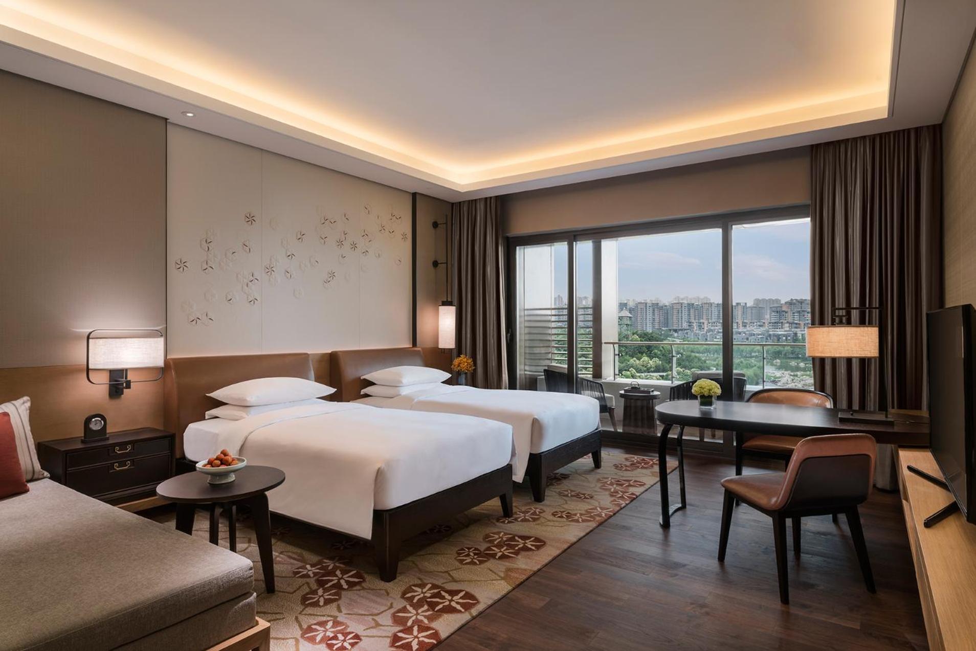 Twin Room - Club Access