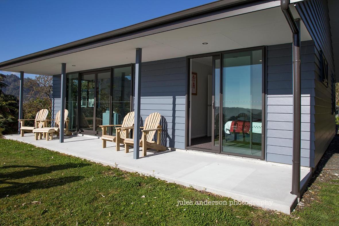 Deluxe Bungalow with Sea View - Photo 7