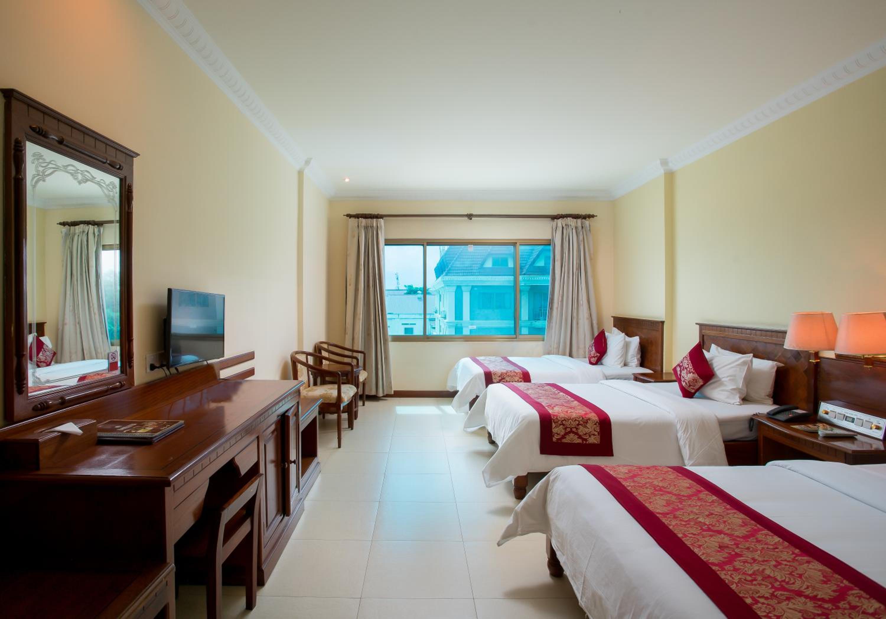 Superior Triple Room - Photo 4