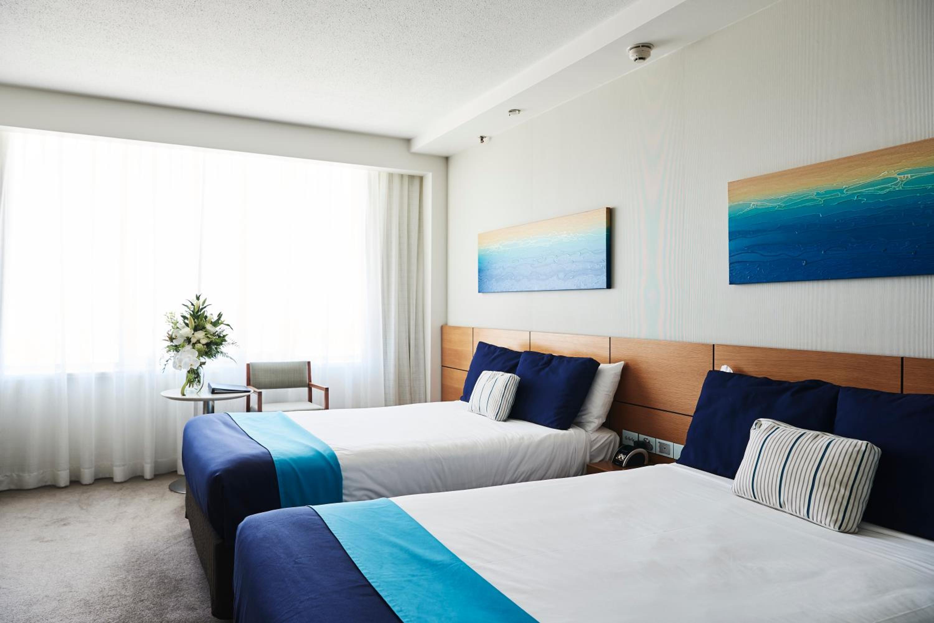 Executive Twin Room with Marina View photo 2