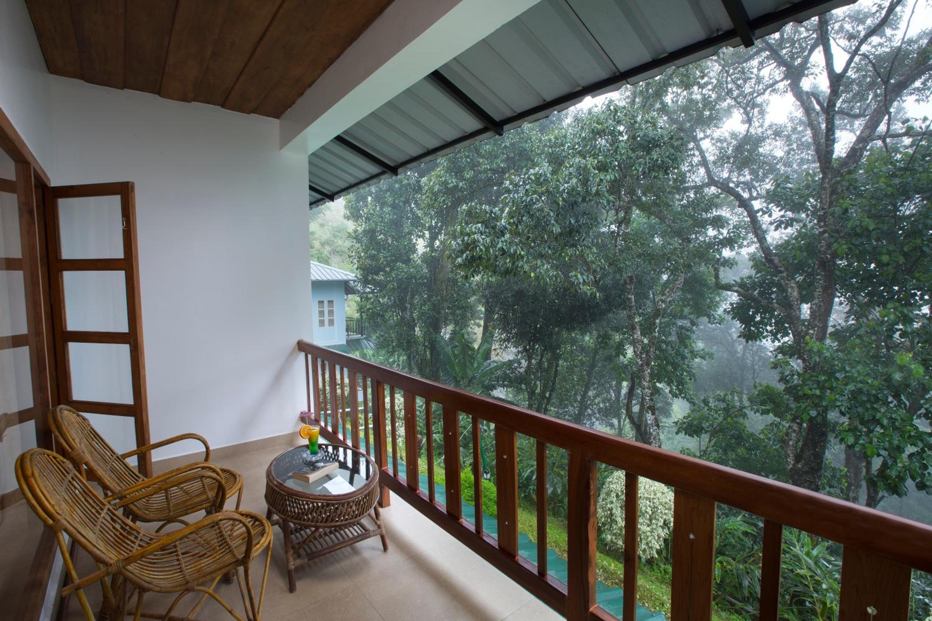 Superior cardamom room with Balcony photo 2