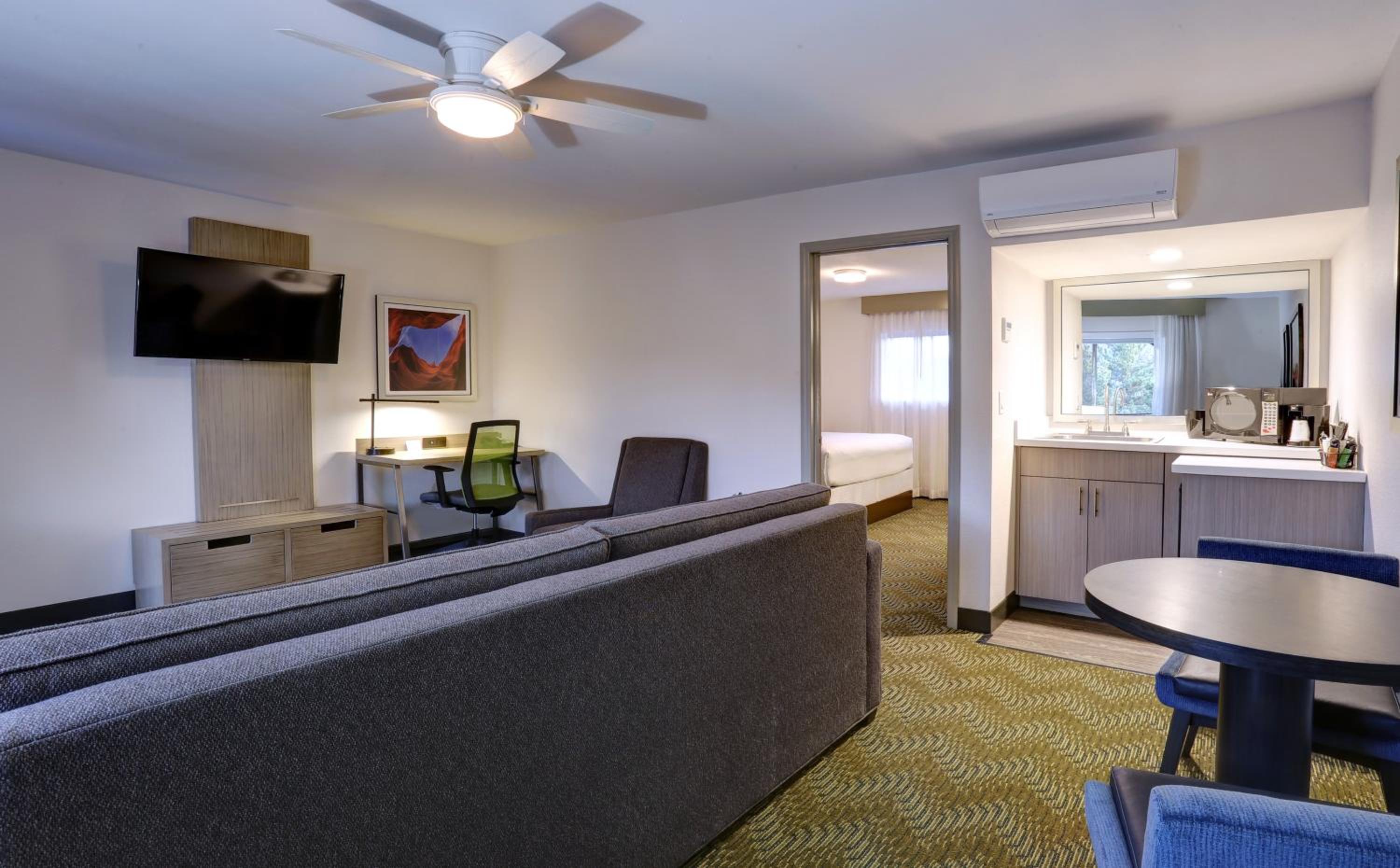 Premium Suite Mountain View - Photo 1