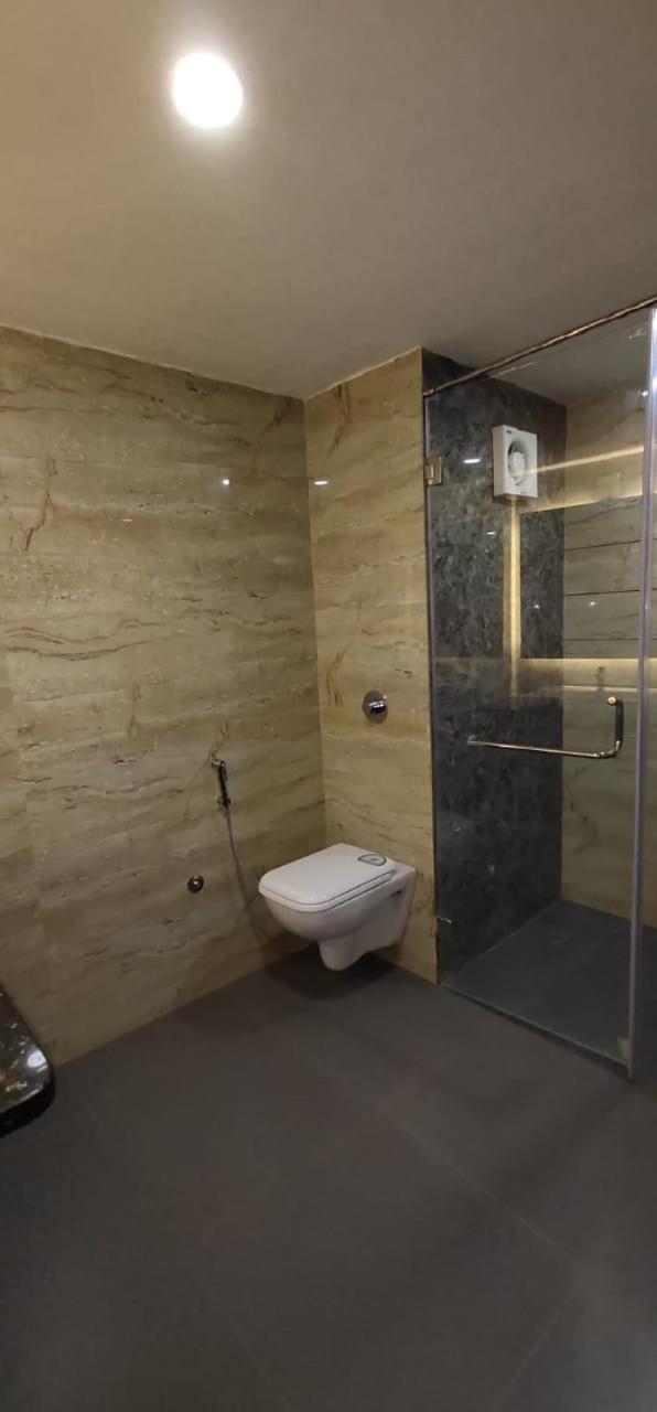 Suite - Photo 9