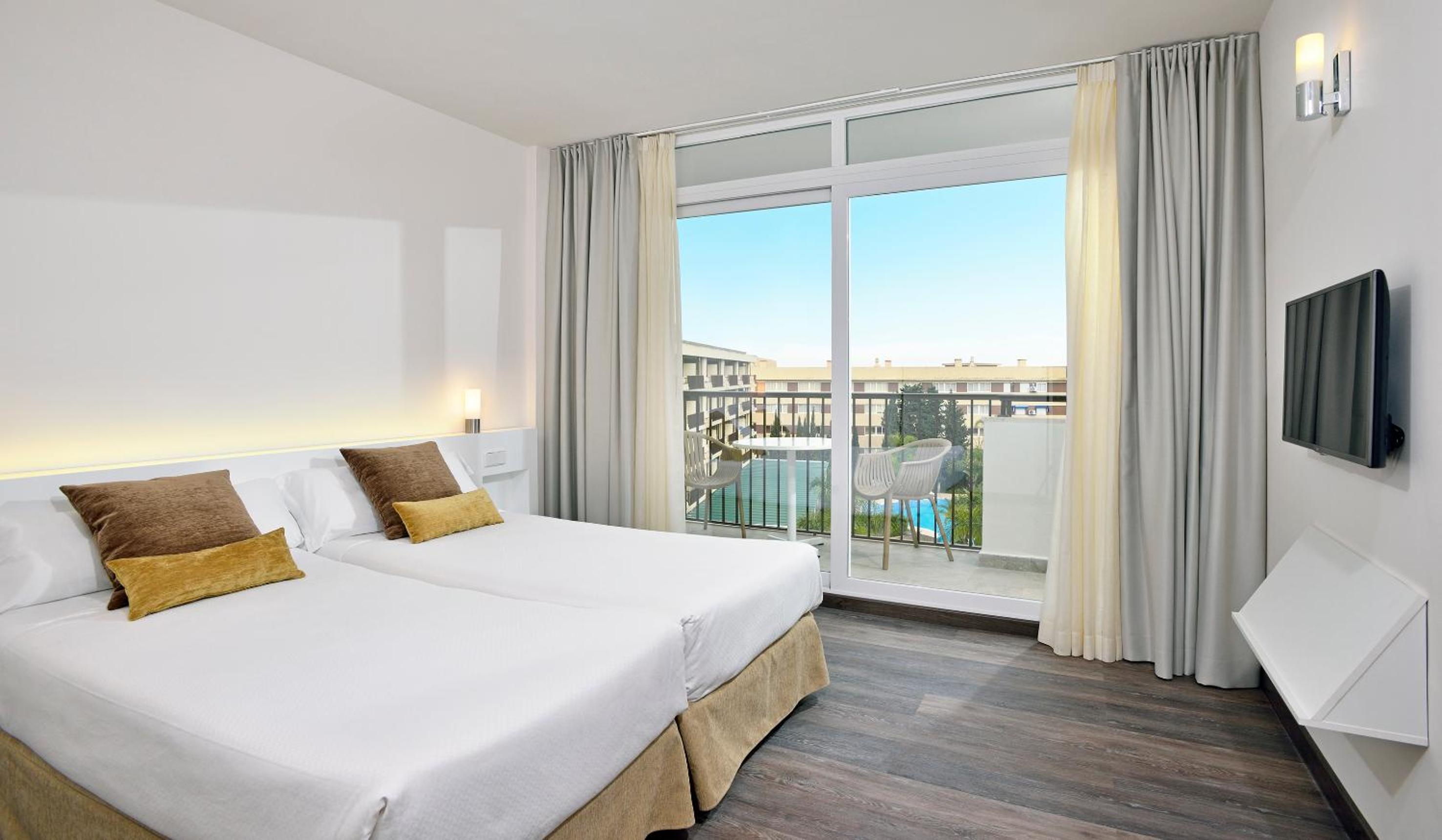 Suite Familiar Sol (2 Adultos + 2 Niños)