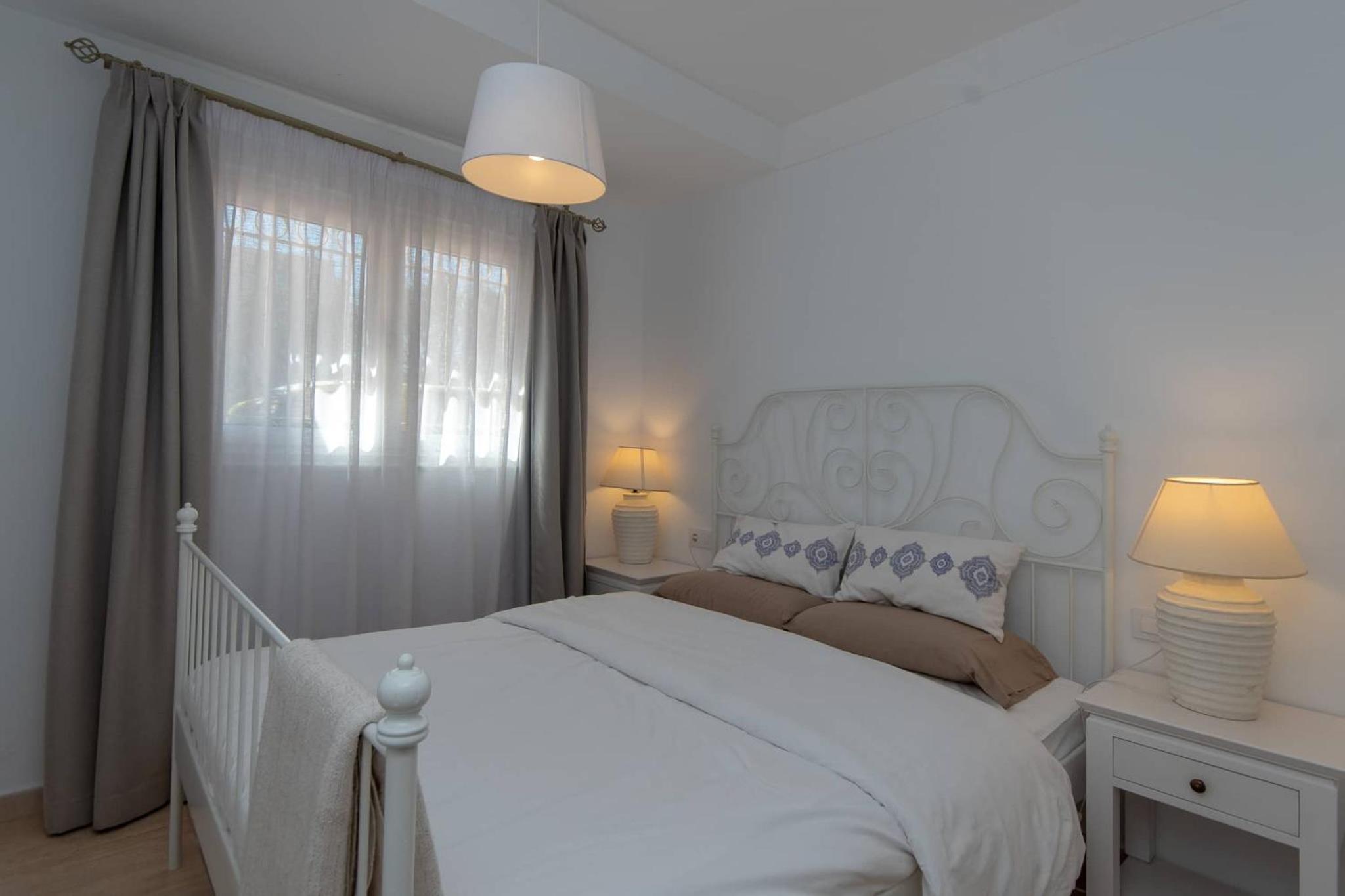 Three-Bedroom Chalet - Photo 16