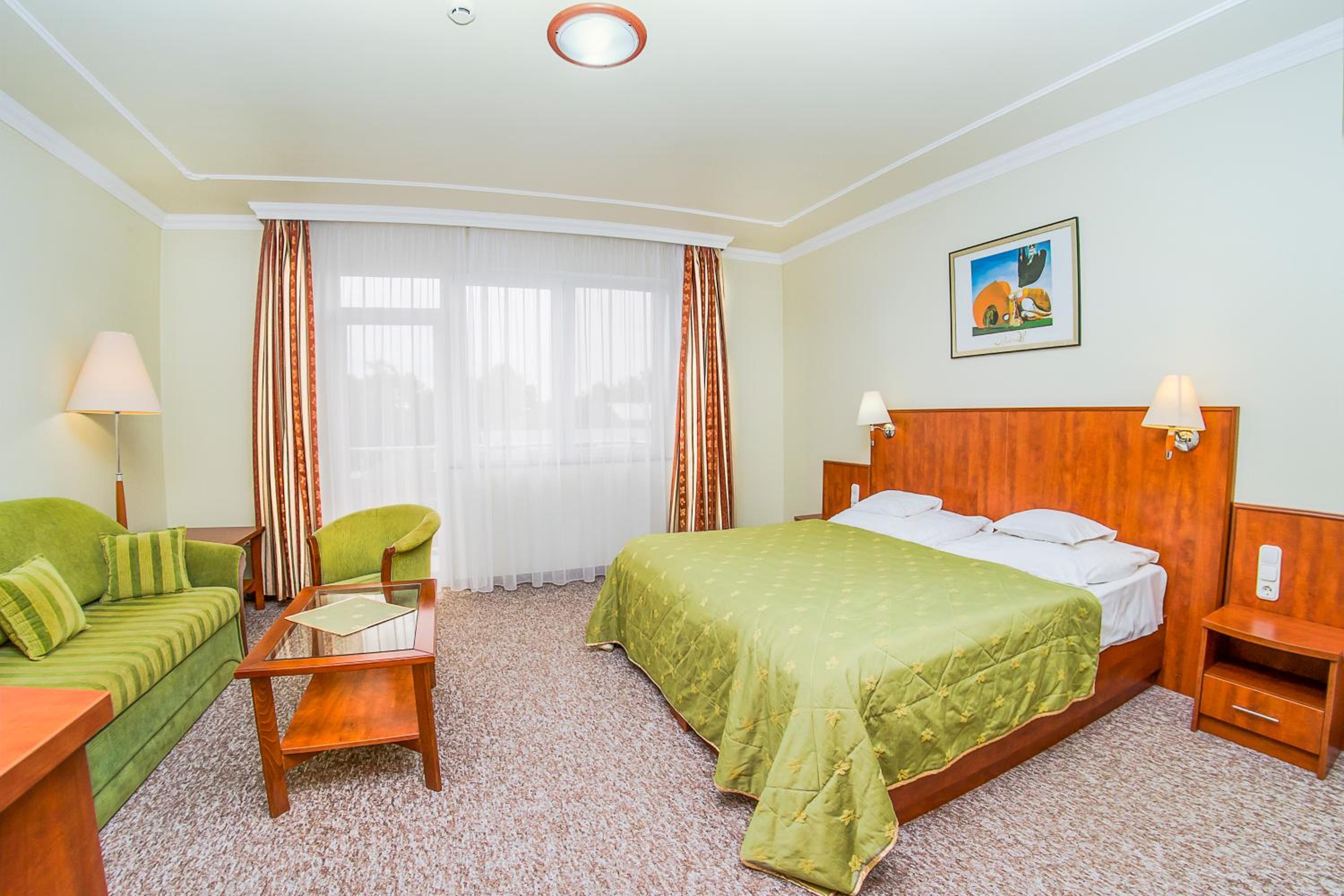 Double or Twin Room with Balcony - New Building photo 2