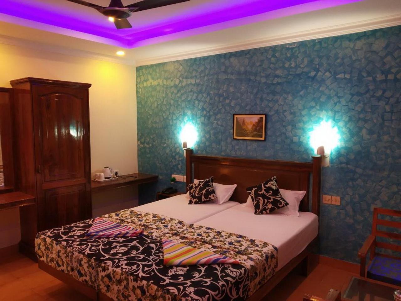 Deluxe Double Room - Photo 1
