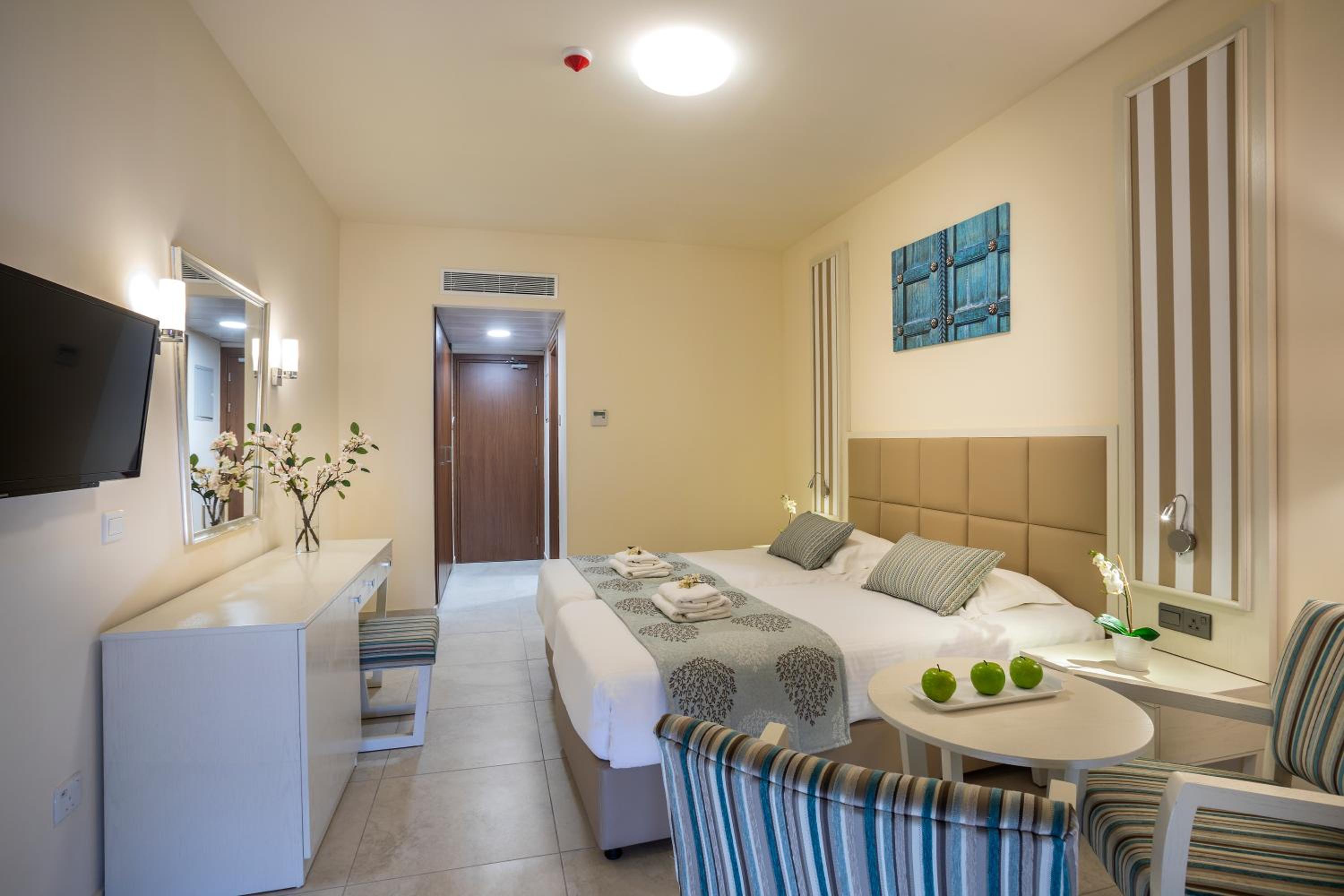 Superior Double Room with Inland View - Photo 3