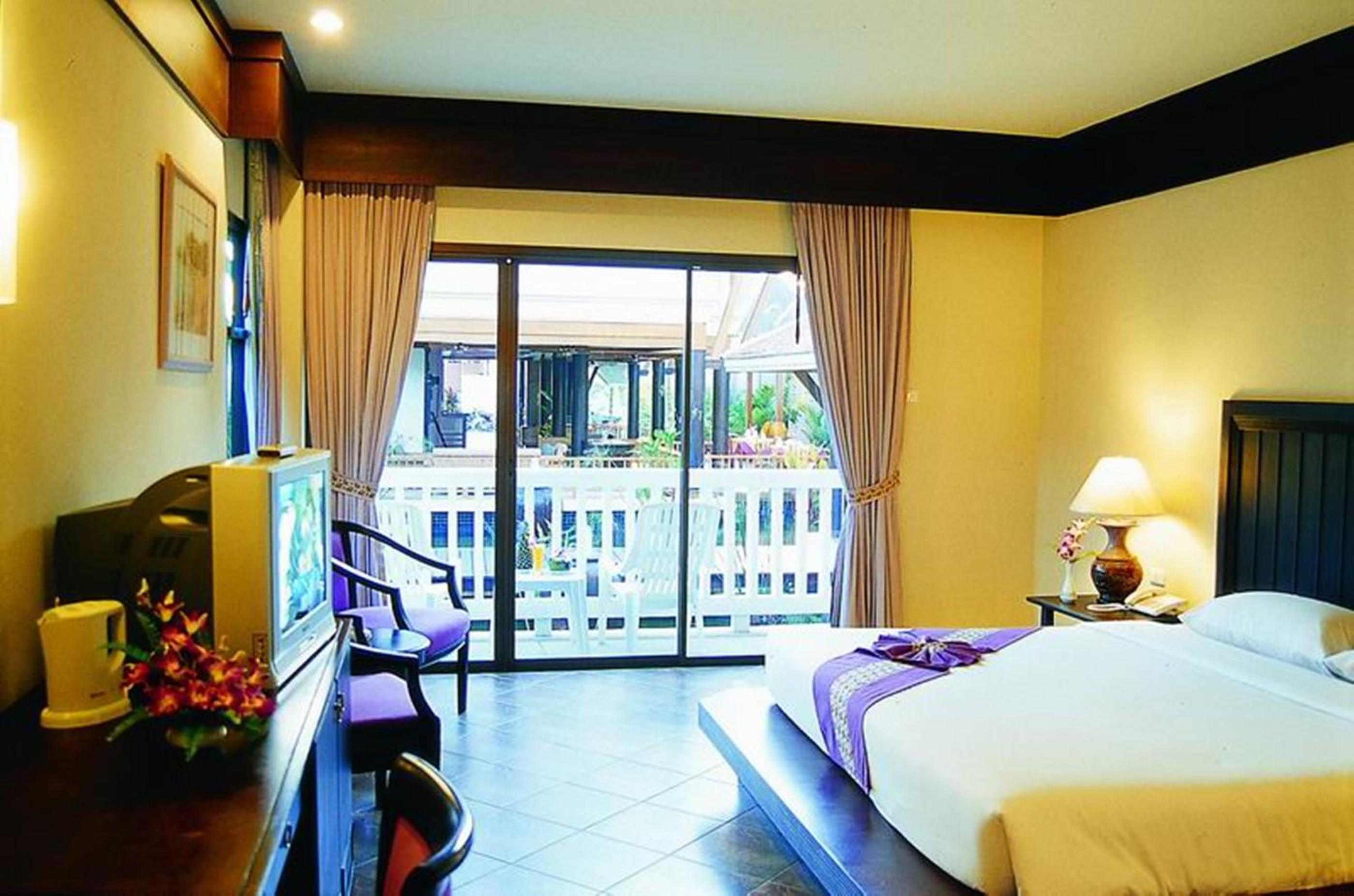 Deluxe Double or Twin Room - Photo 8
