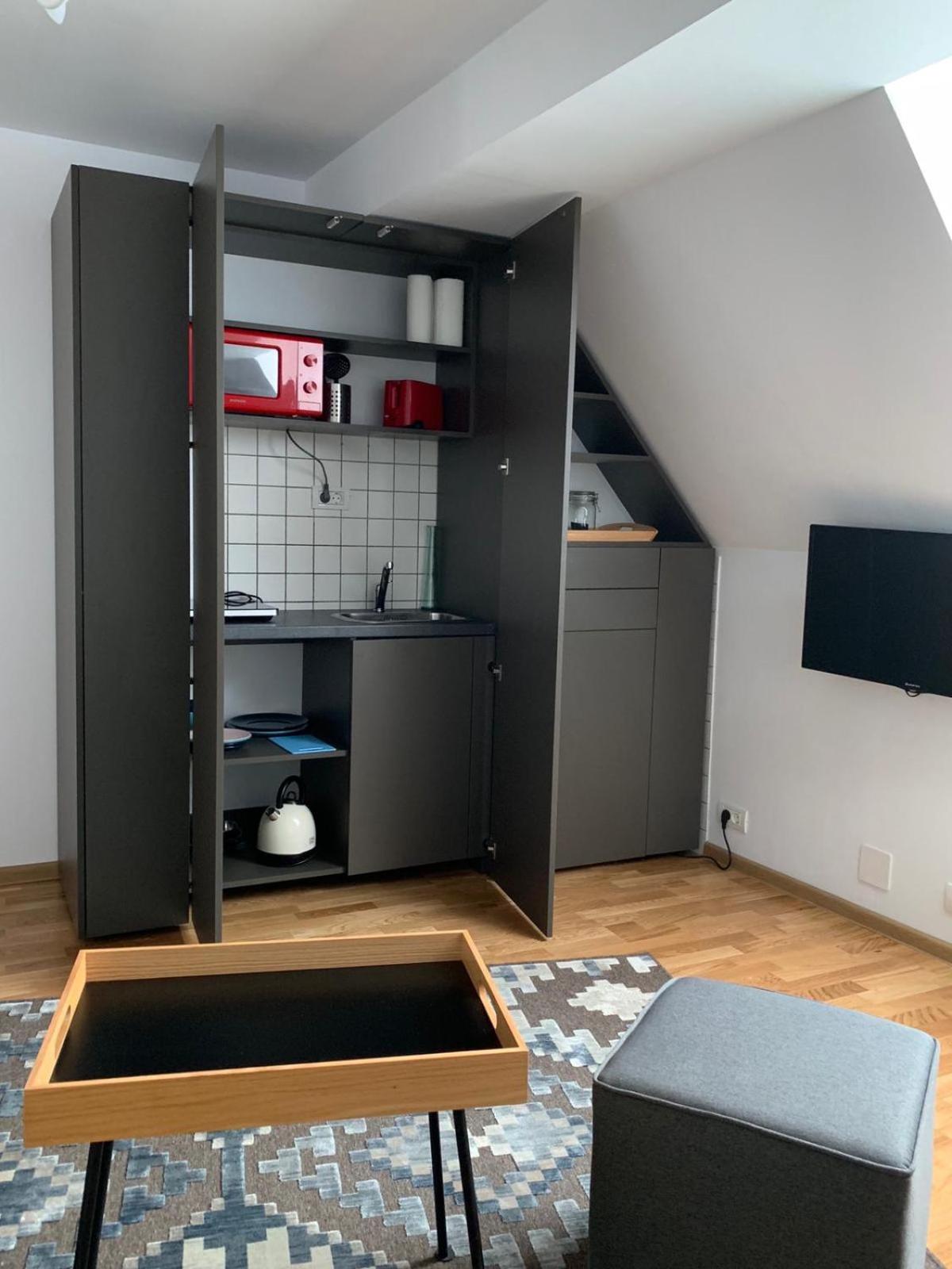 One-Bedroom Apartment - Photo 14