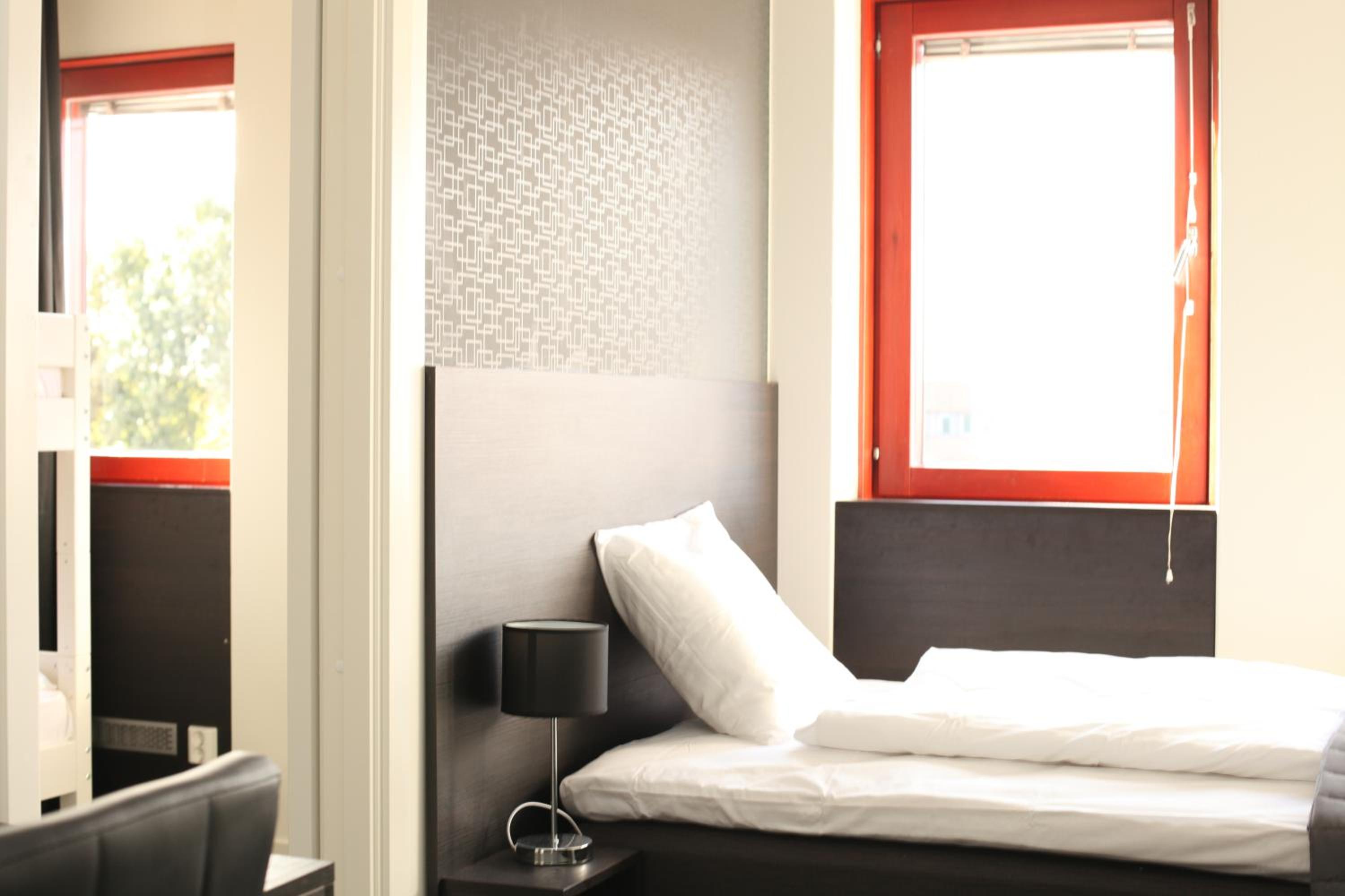 Single Room photo 3