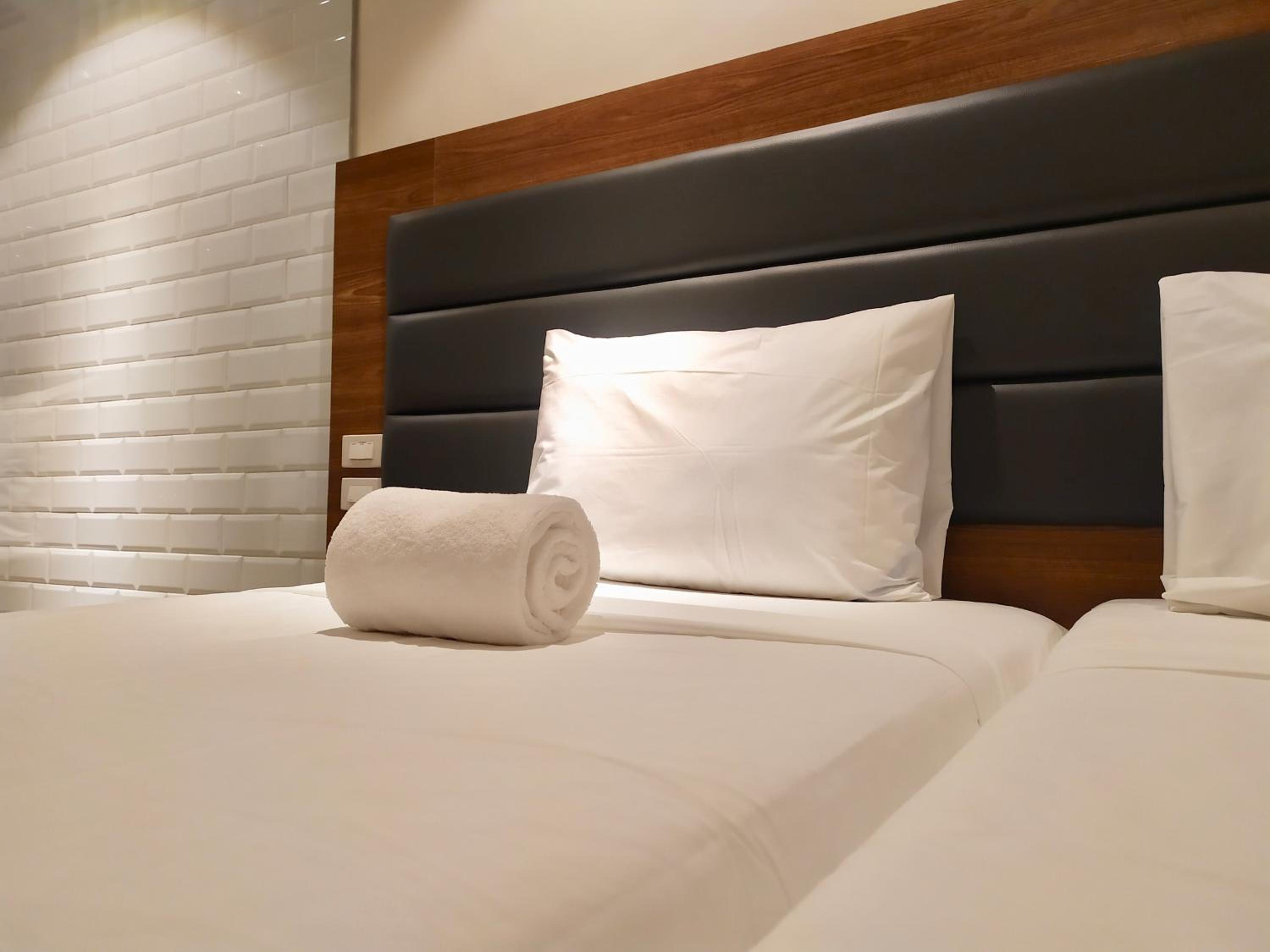 Deluxe Double or Twin Room with Garden View - Photo 4