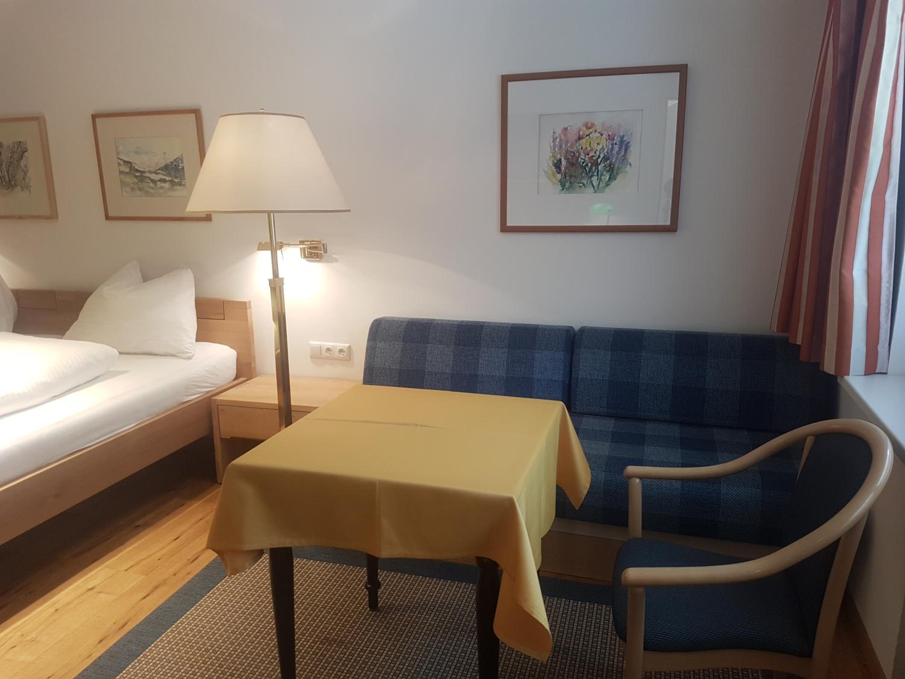 Single Room photo 3