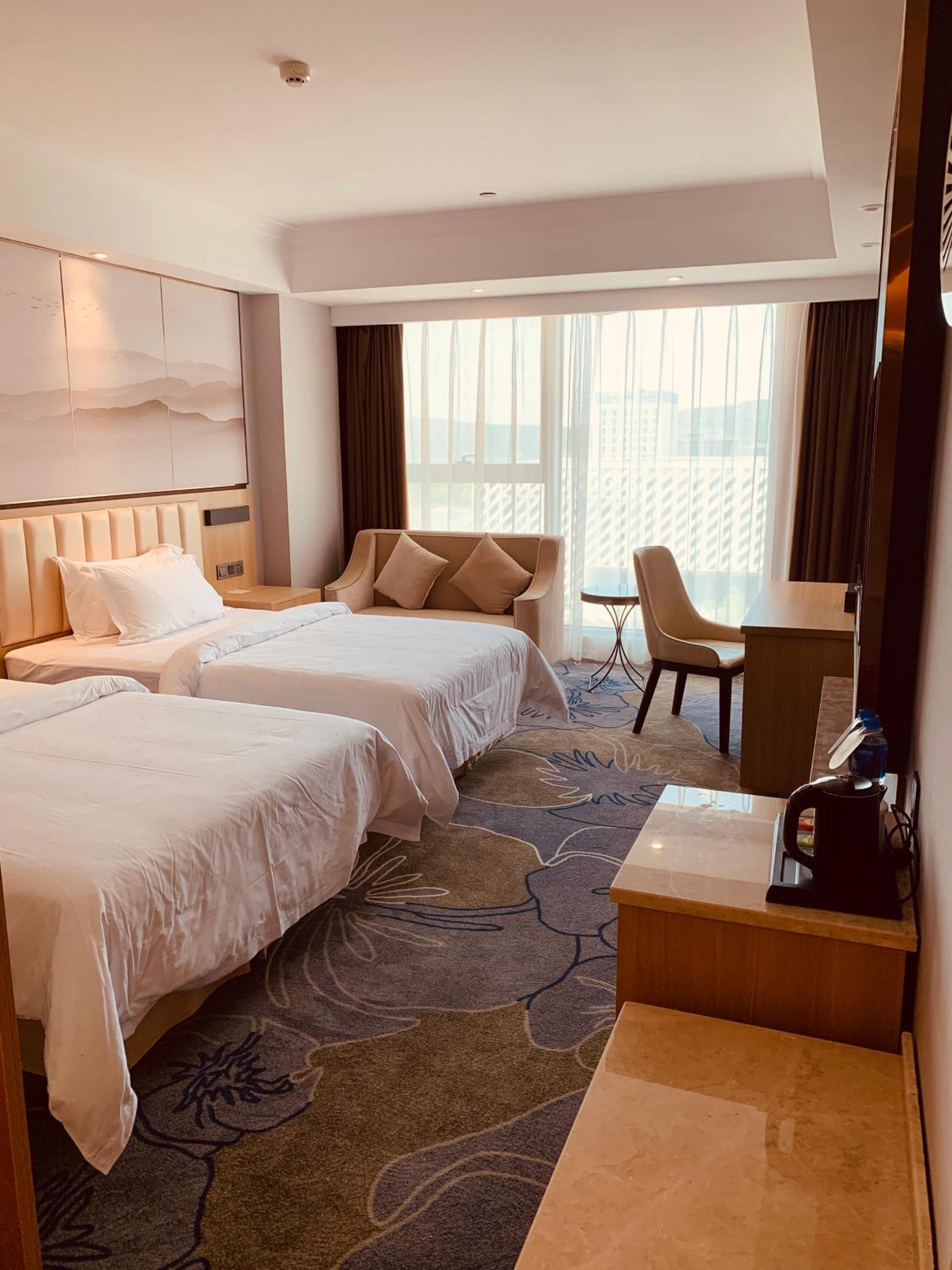 Elegant Business Room photo 1