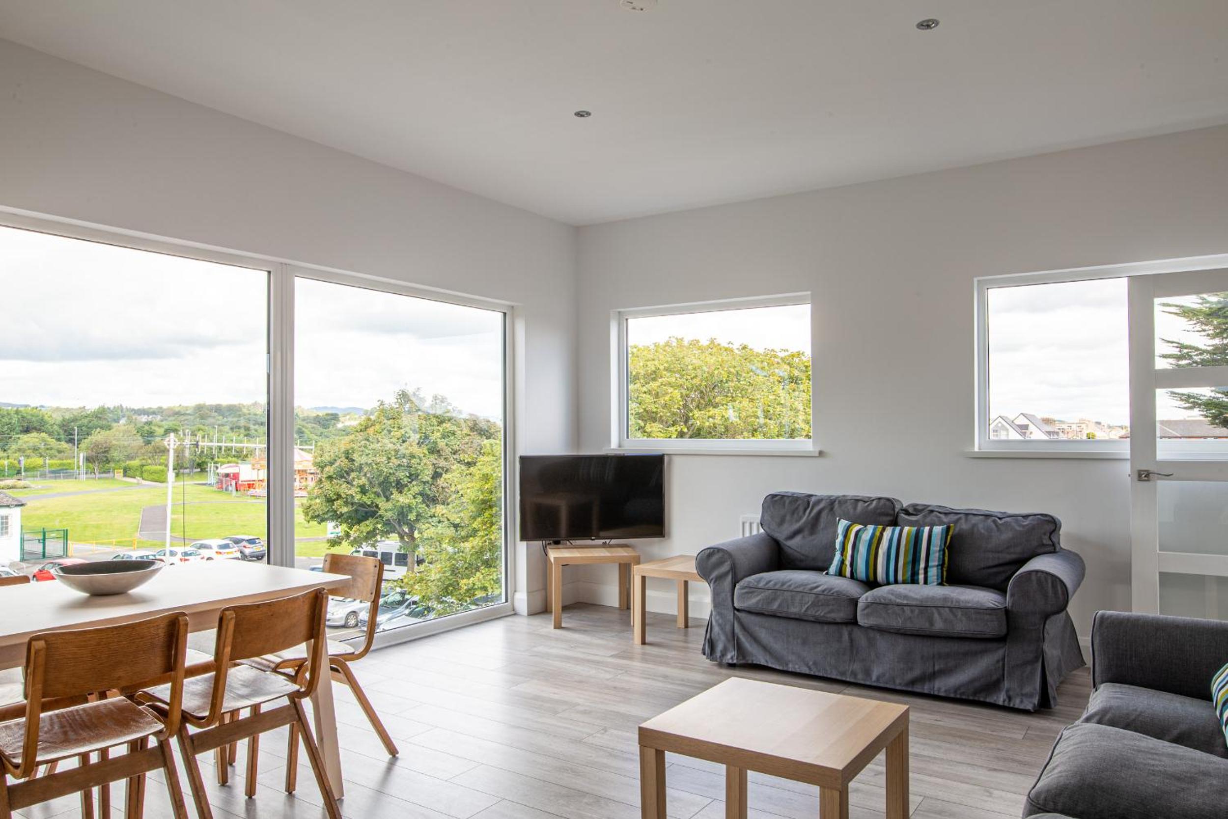 Apartment with Mountain View photo 1