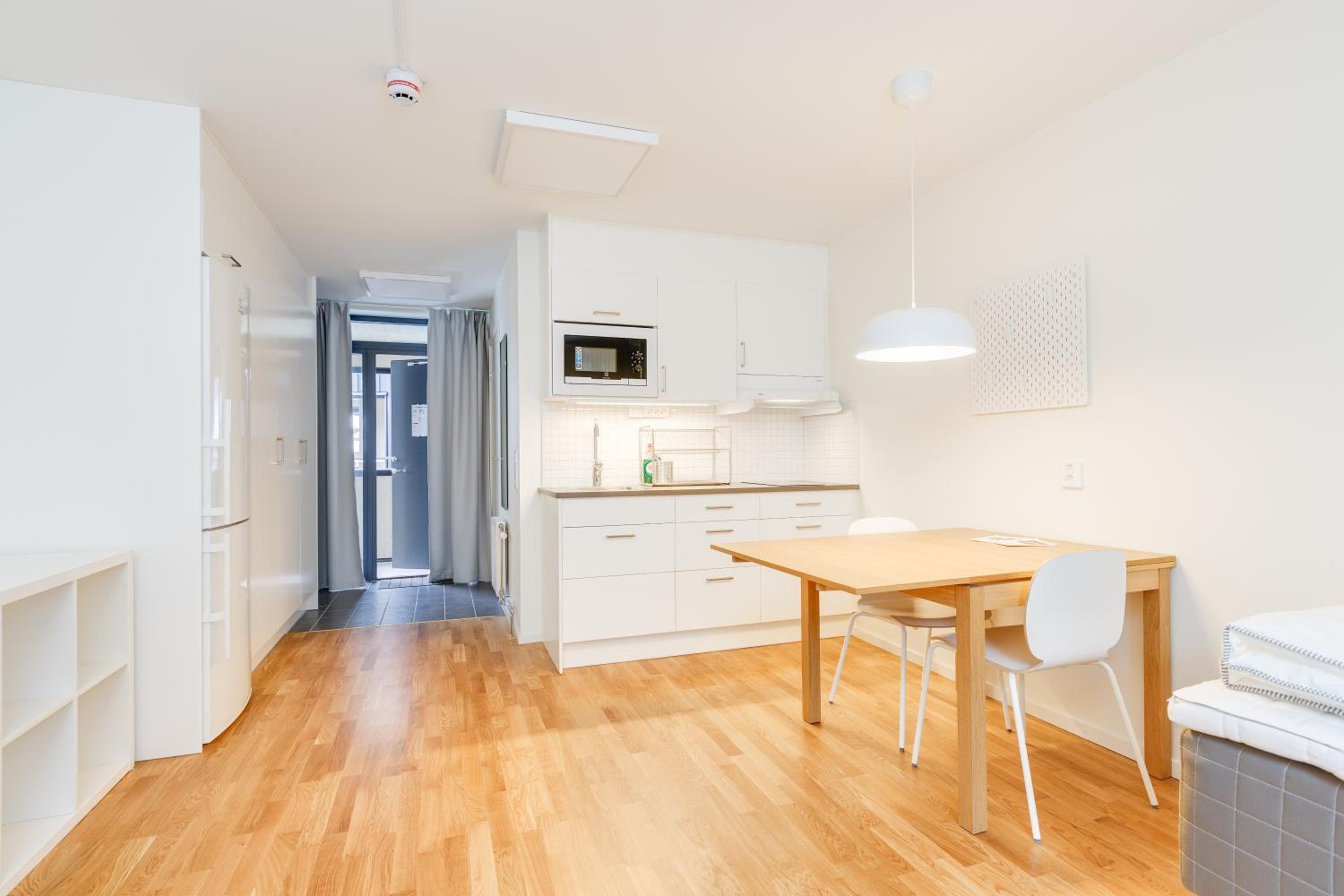 Apartment photo 2