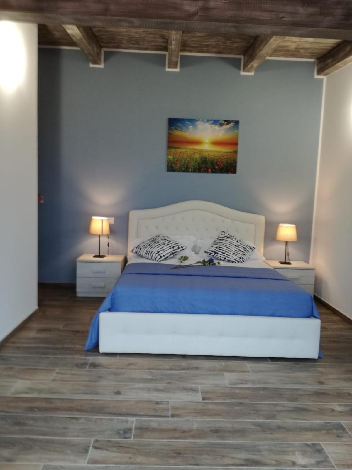Double Room with Private Bathroom - Photo 1
