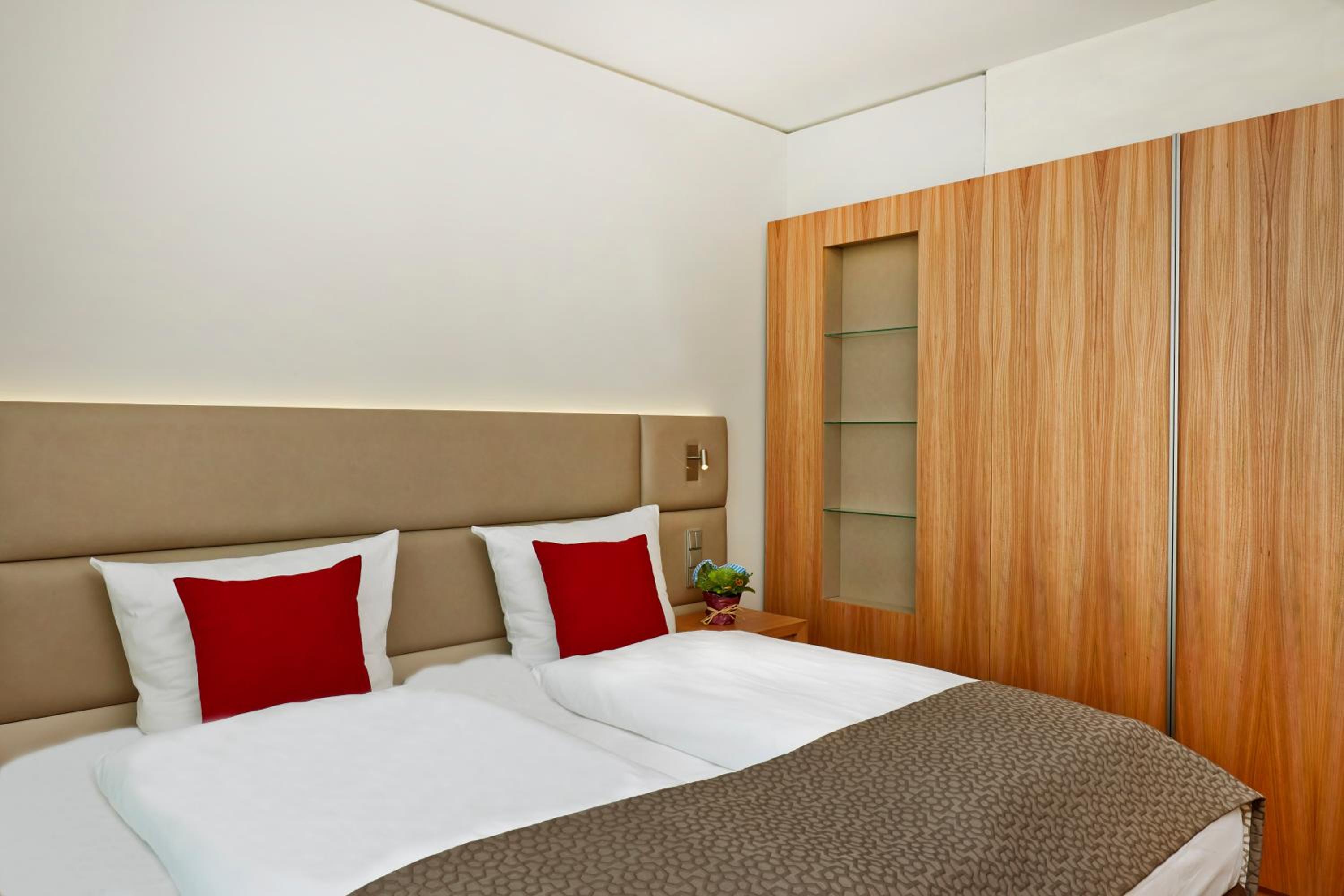 Superior Double or Twin Room - Photo 5
