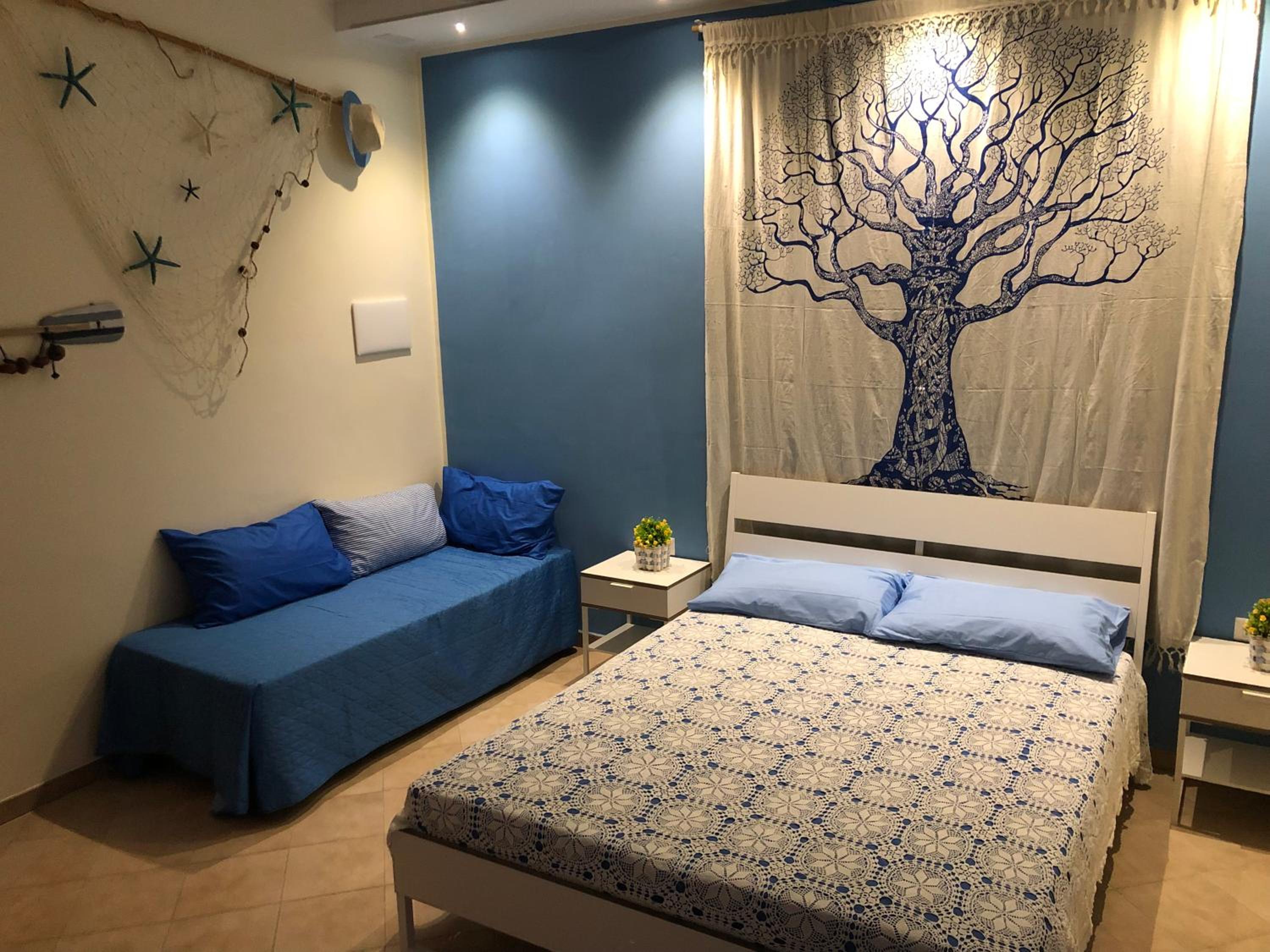 Triple Room with Private Bathroom - Photo 17