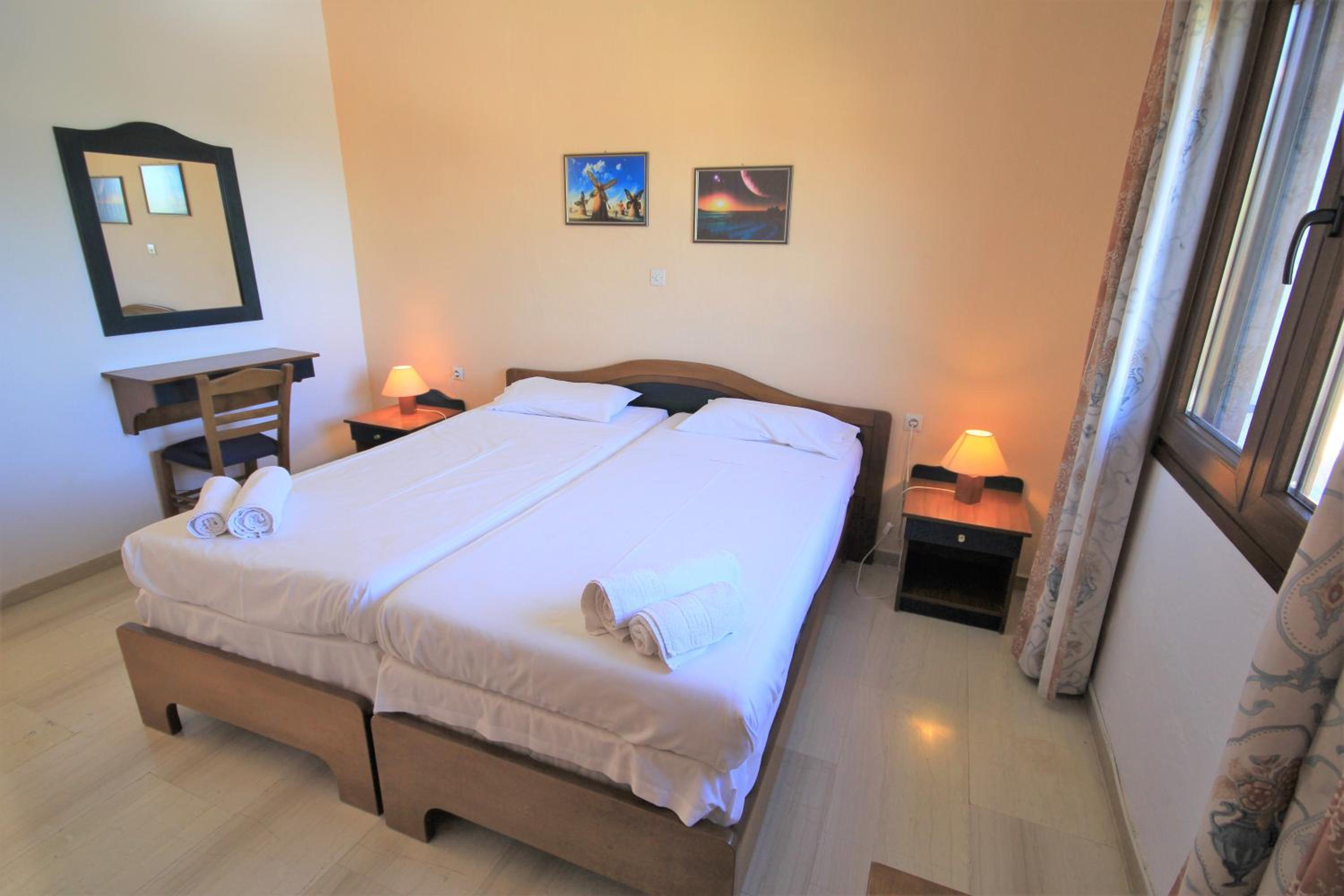 Two-Bedroom Apartment with Garden View - Photo 1