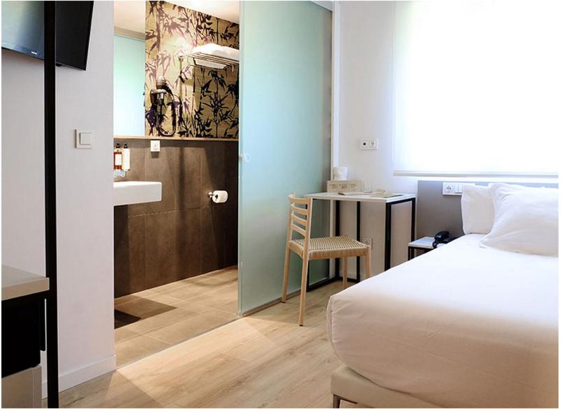 Habitación individual con baño privado