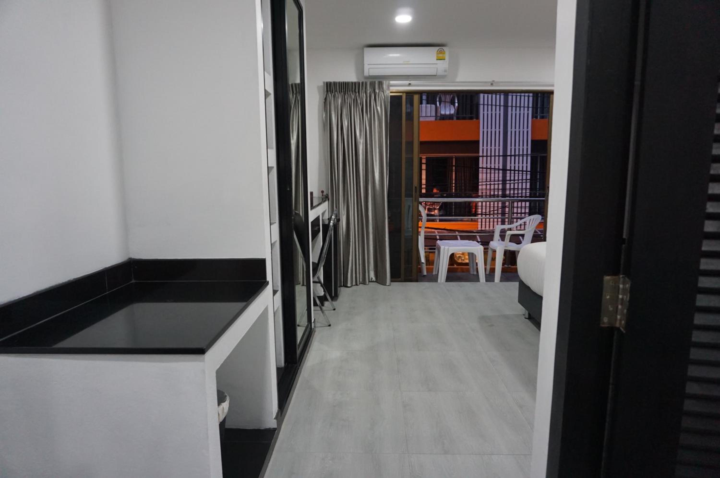 King Studio - Photo 13