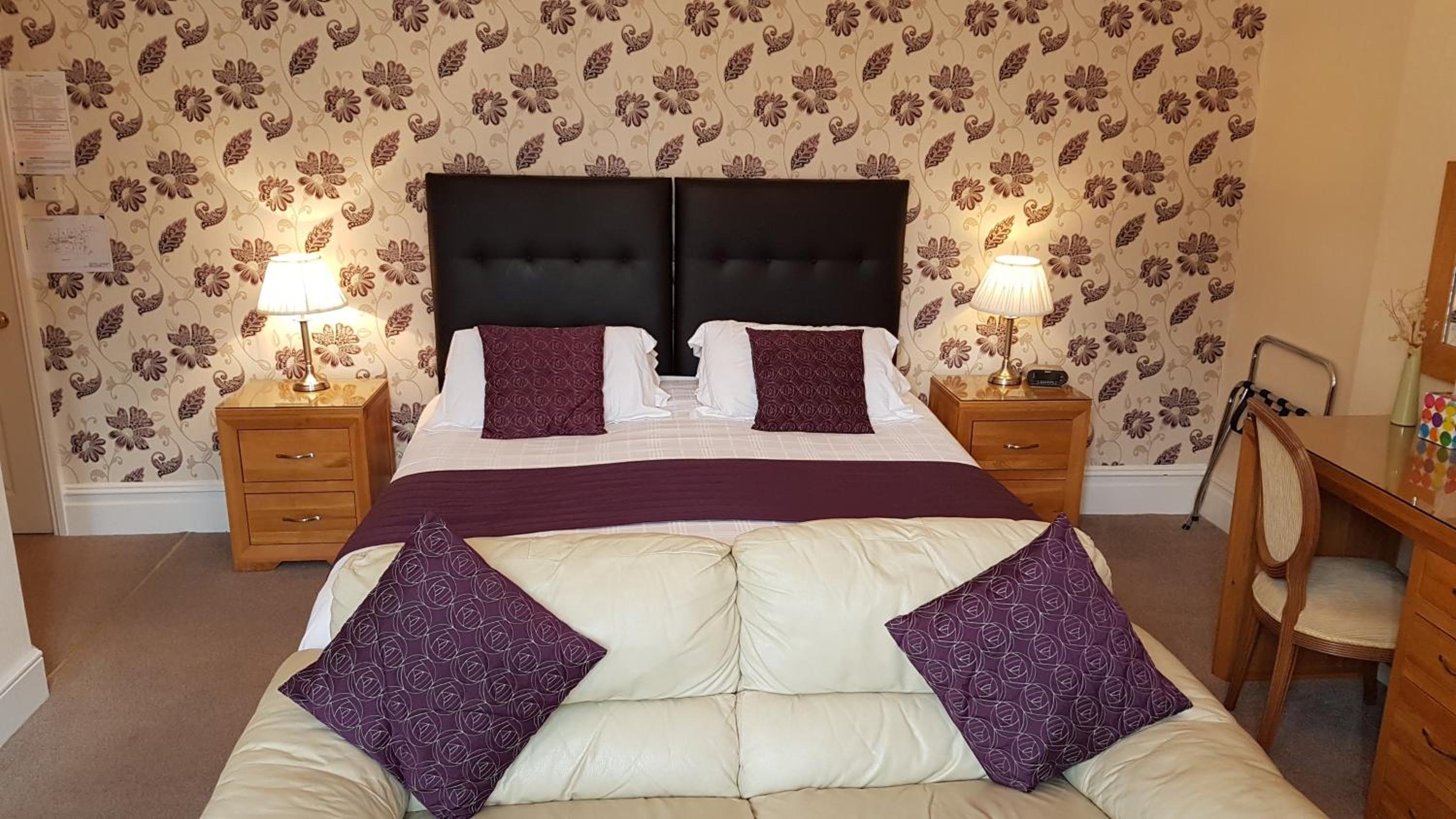 Superior King Room