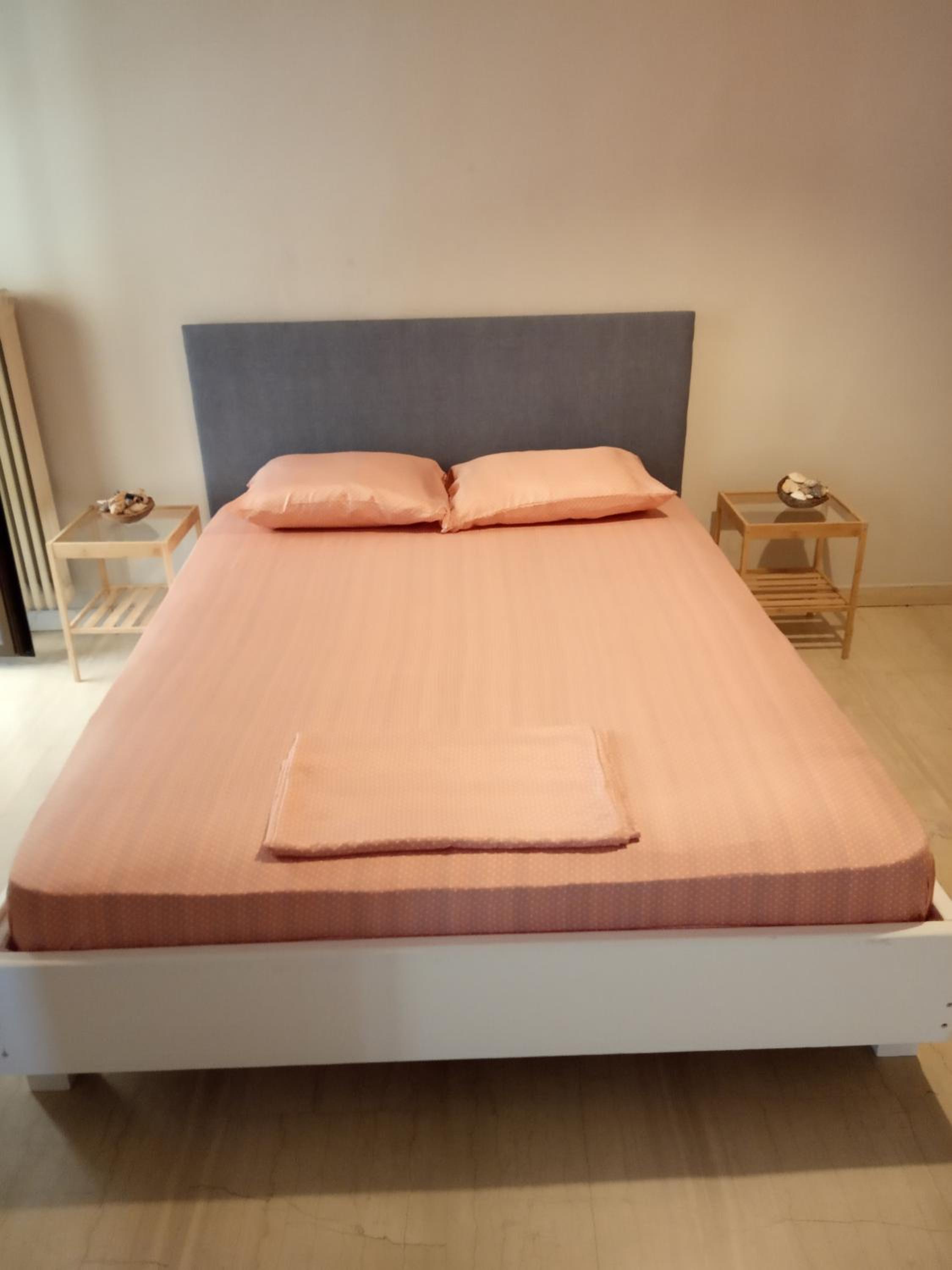 Two-Bedroom Apartment - Photo 21