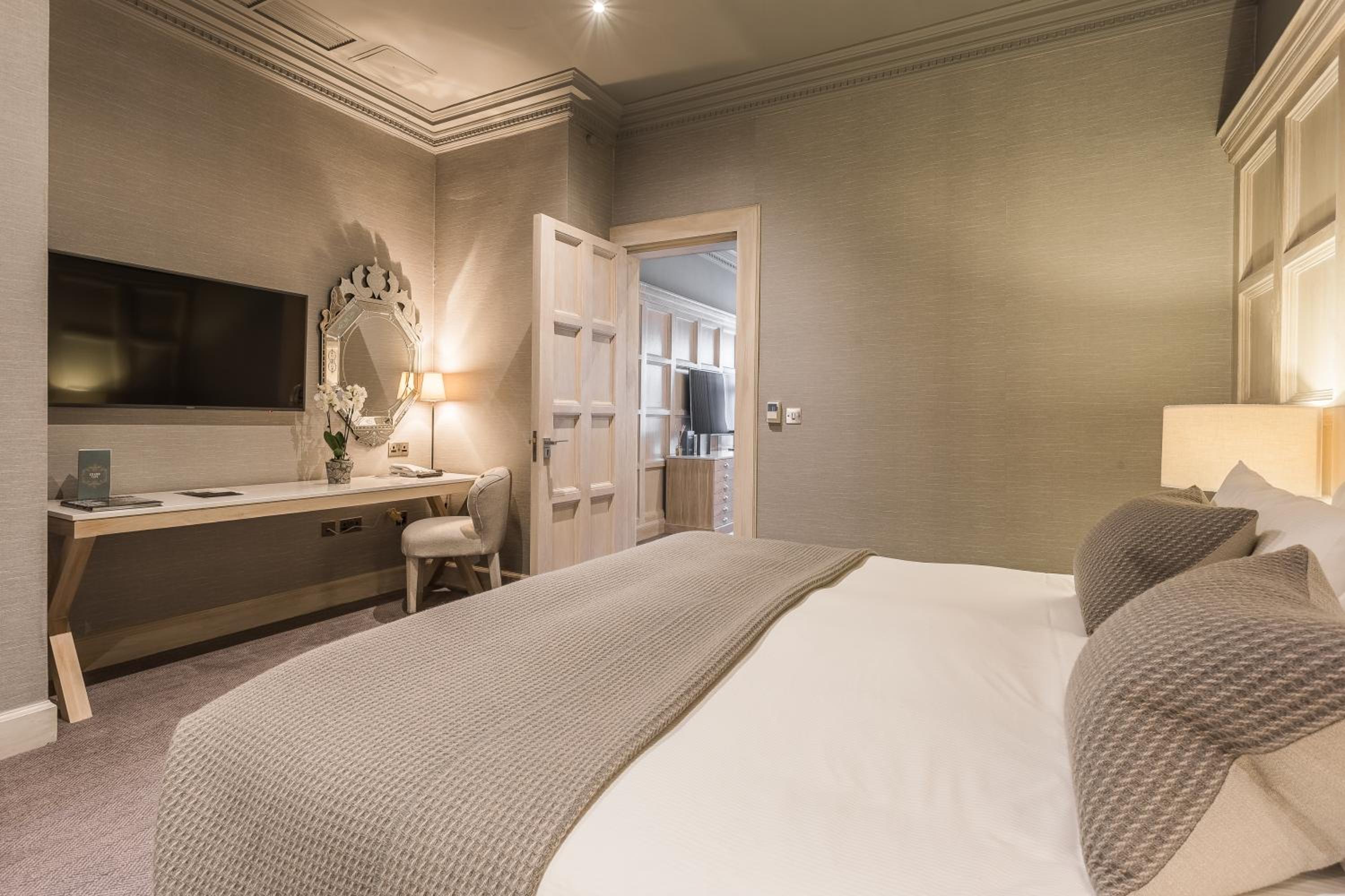 Headline Suite