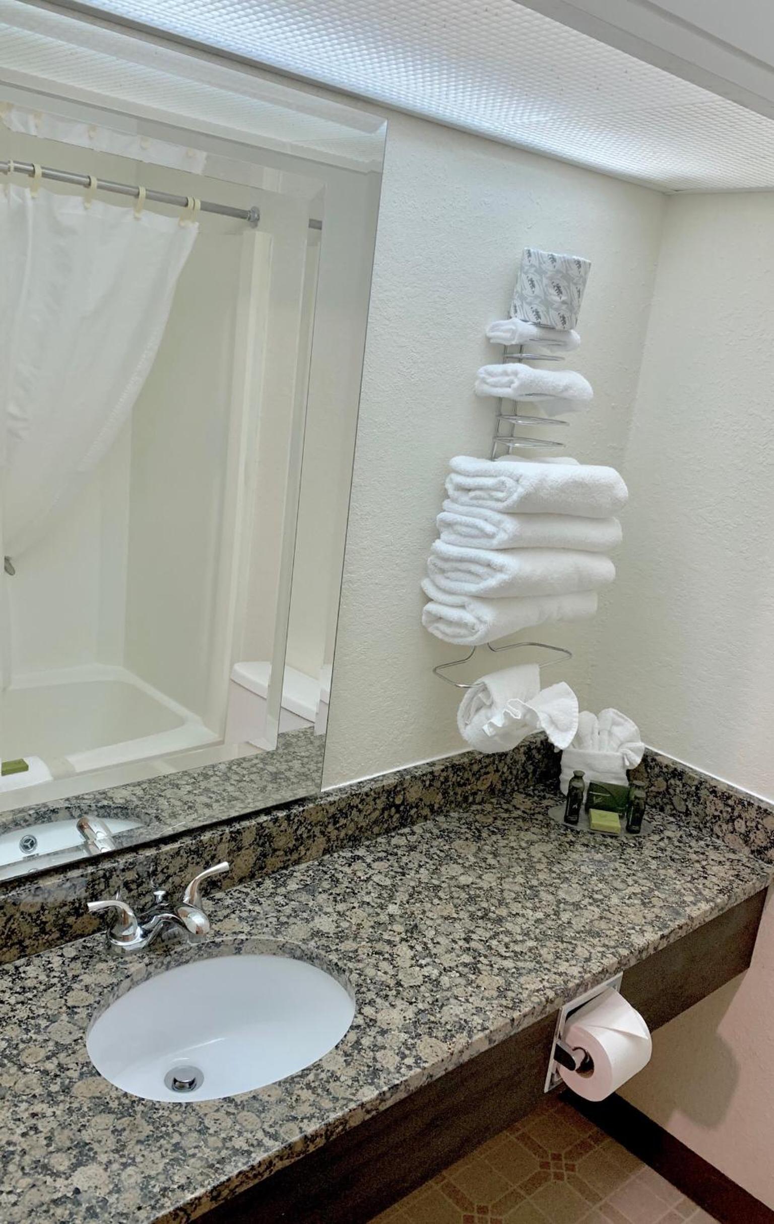 Double Room - Photo 3