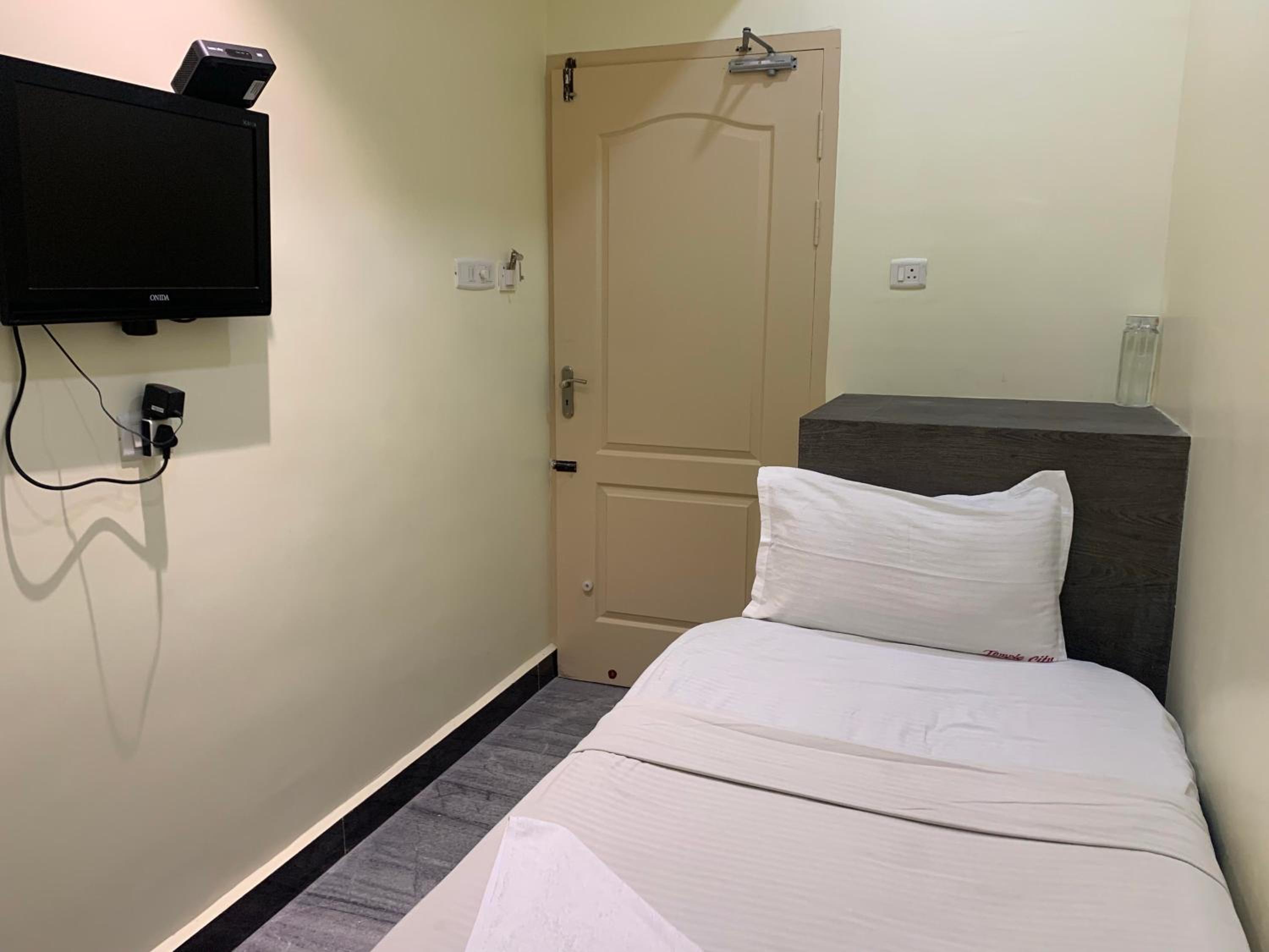 Budget Single Room photo 1