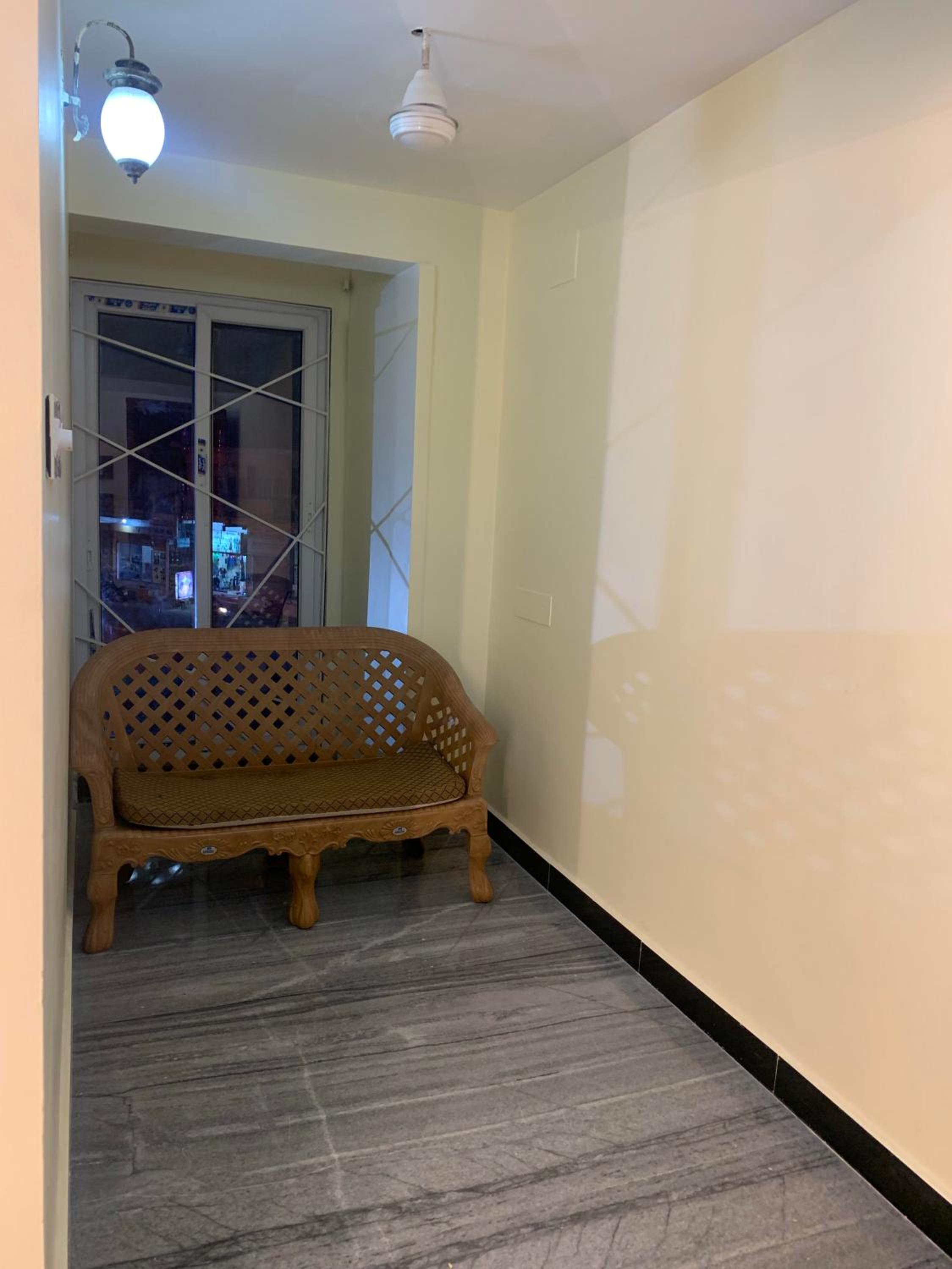 Deluxe King Suite photo 2