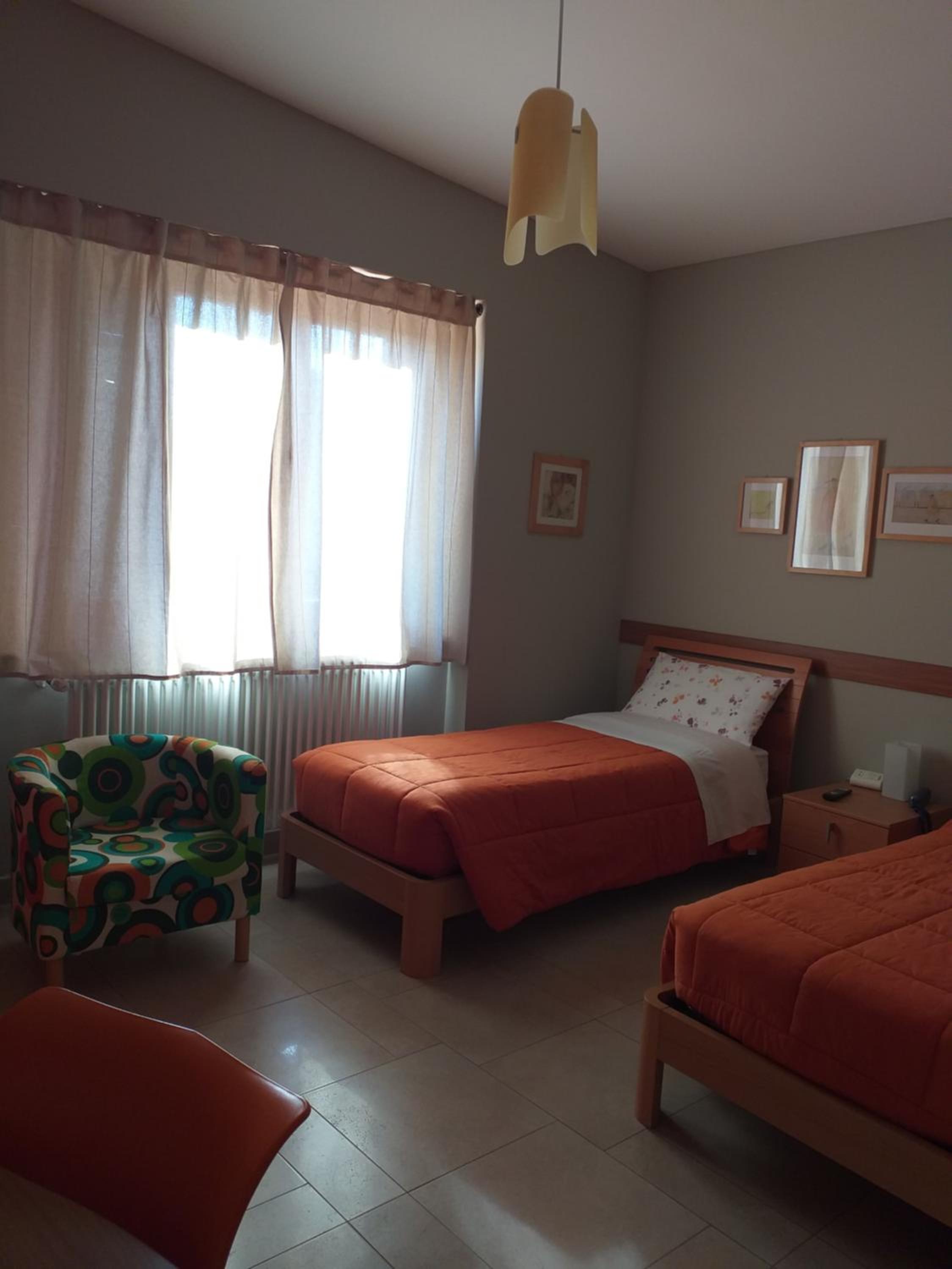 Twin Room with Private Bathroom photo 1