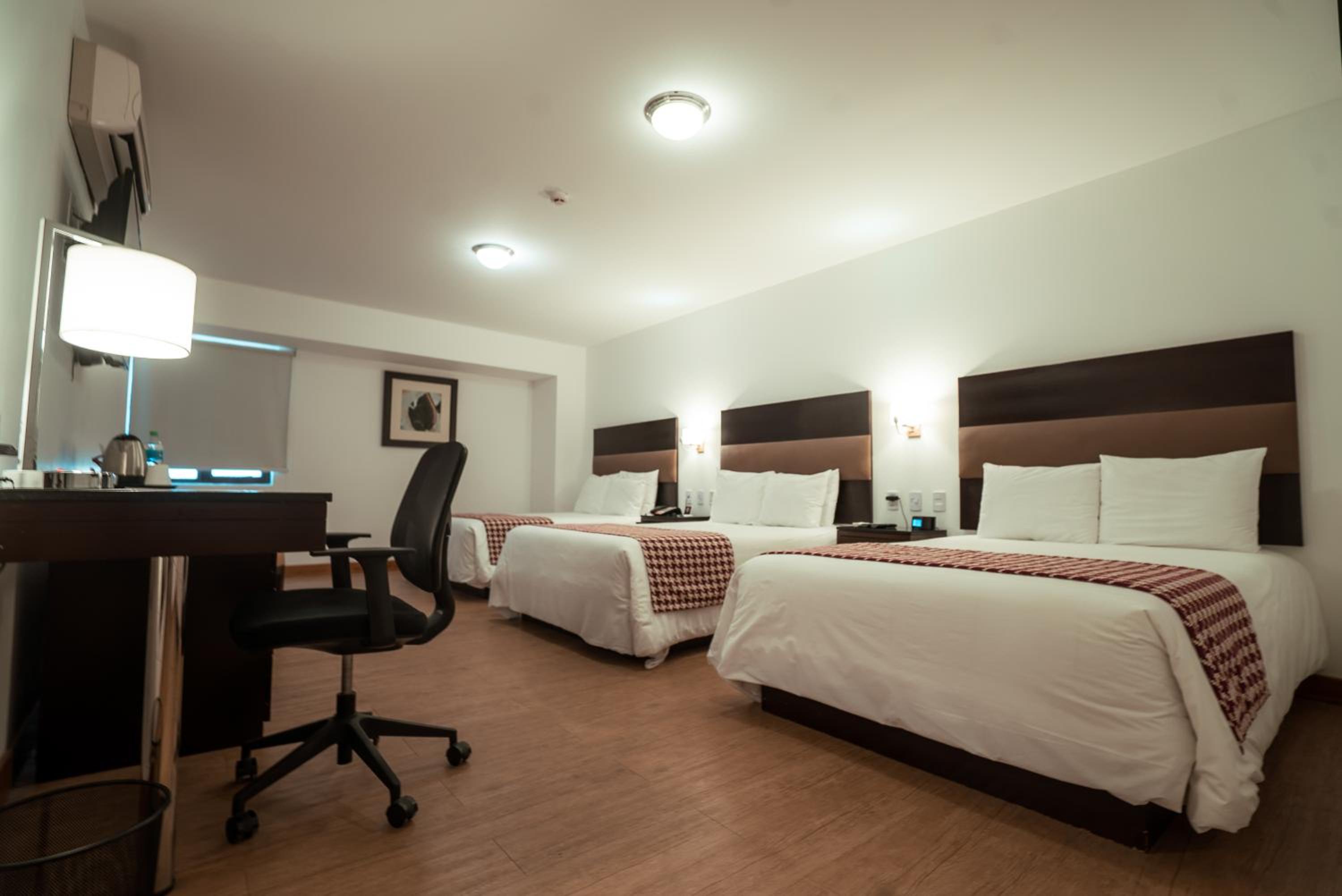 Superior Triple Room - Photo 3